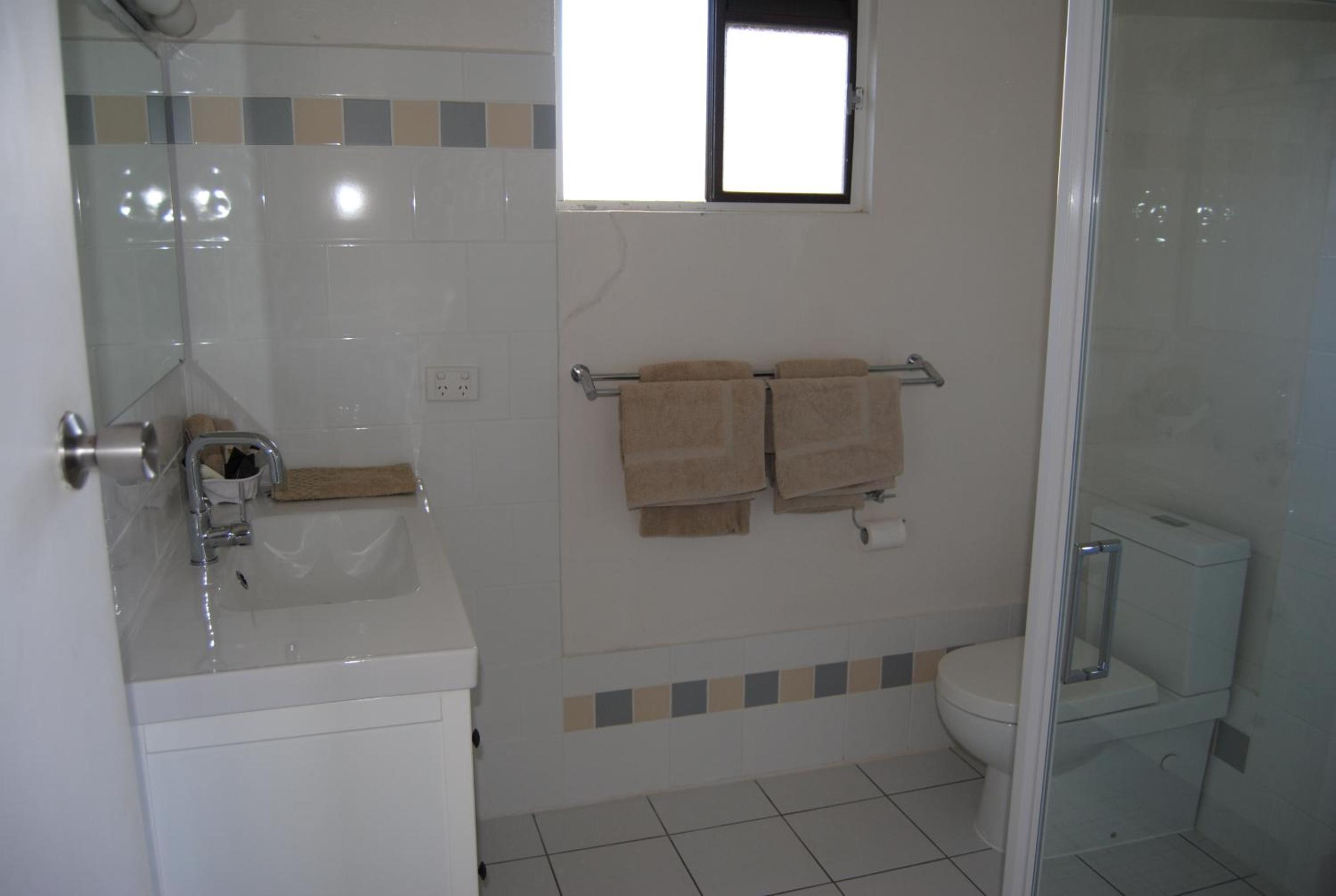 Large Family Double Room (Max 4 Adults) photo 2