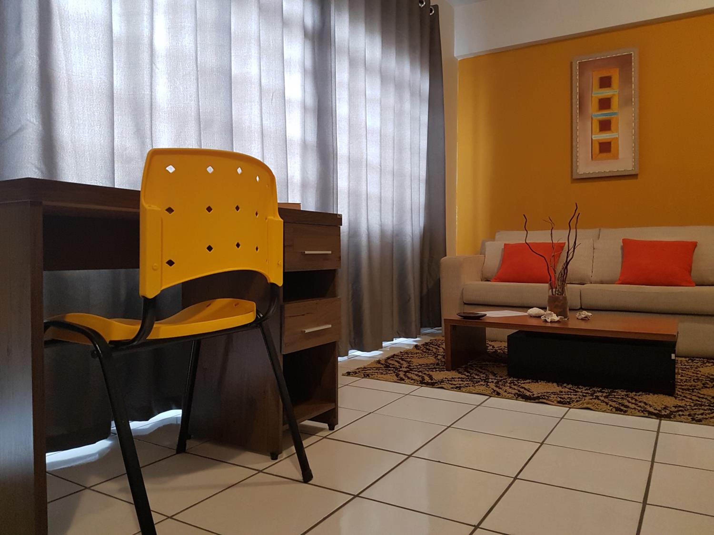 Deluxe Suite - Photo 4