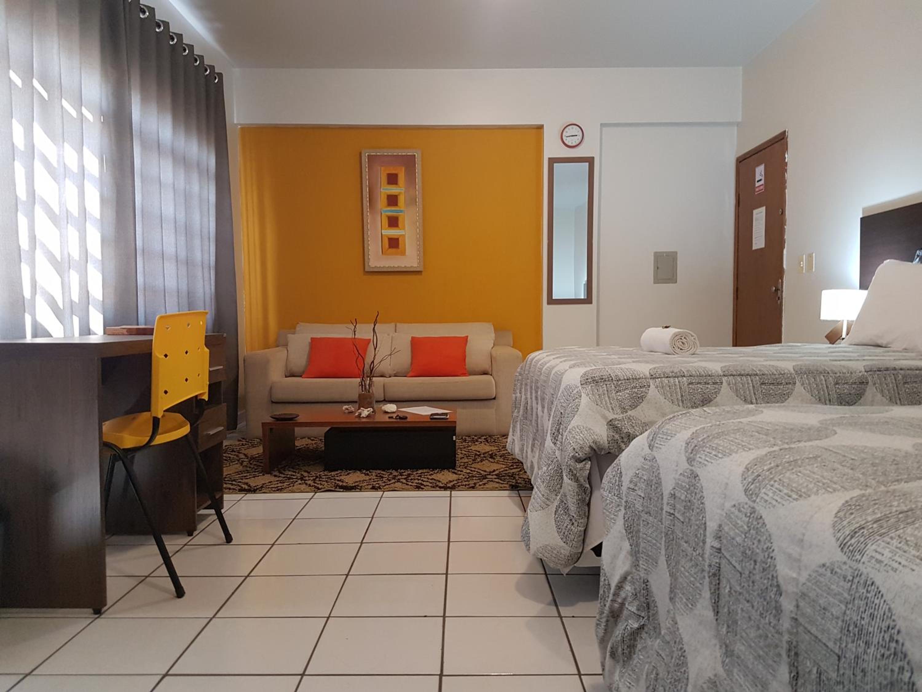 Deluxe Suite - Photo 2