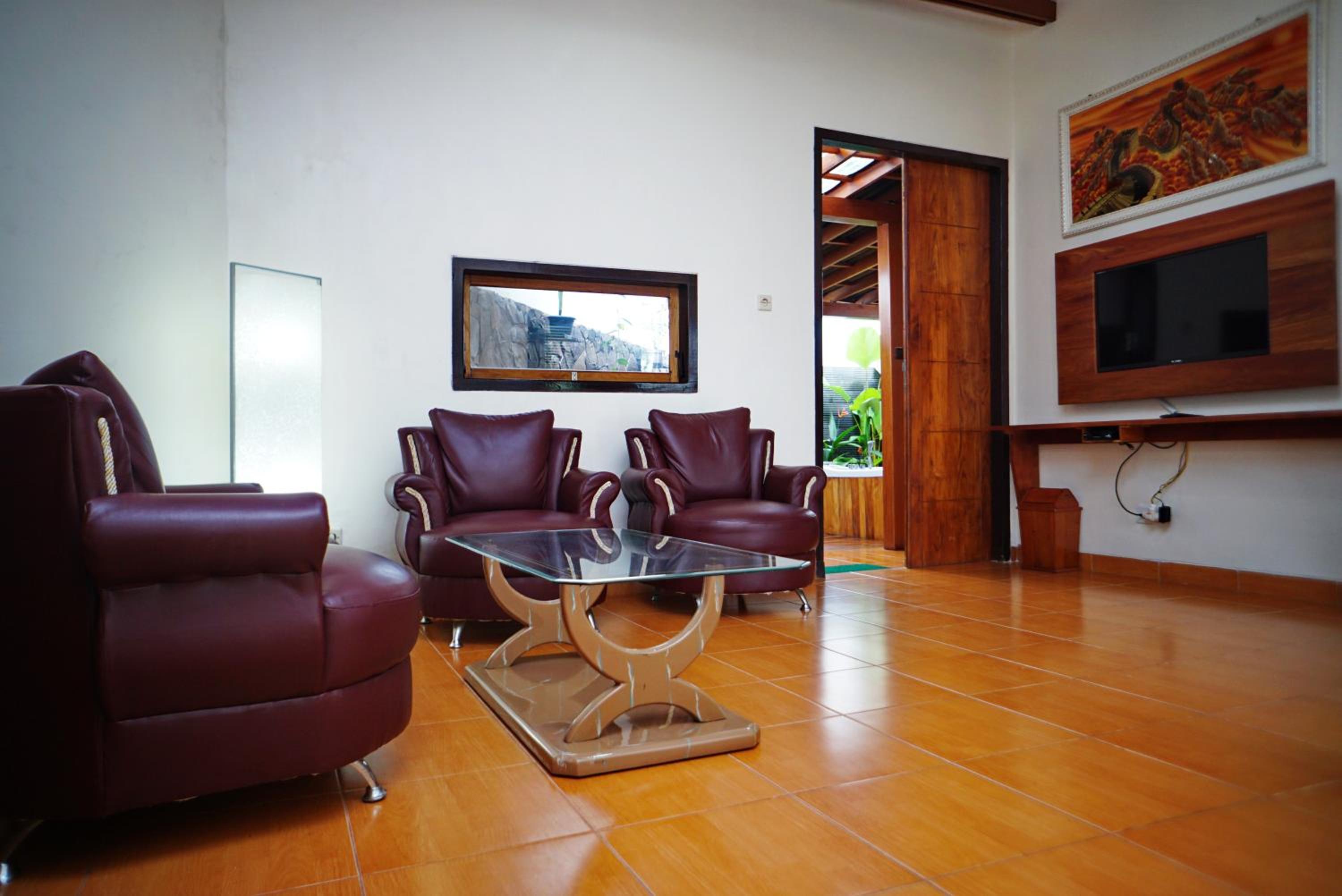 Two-Bedroom Suite