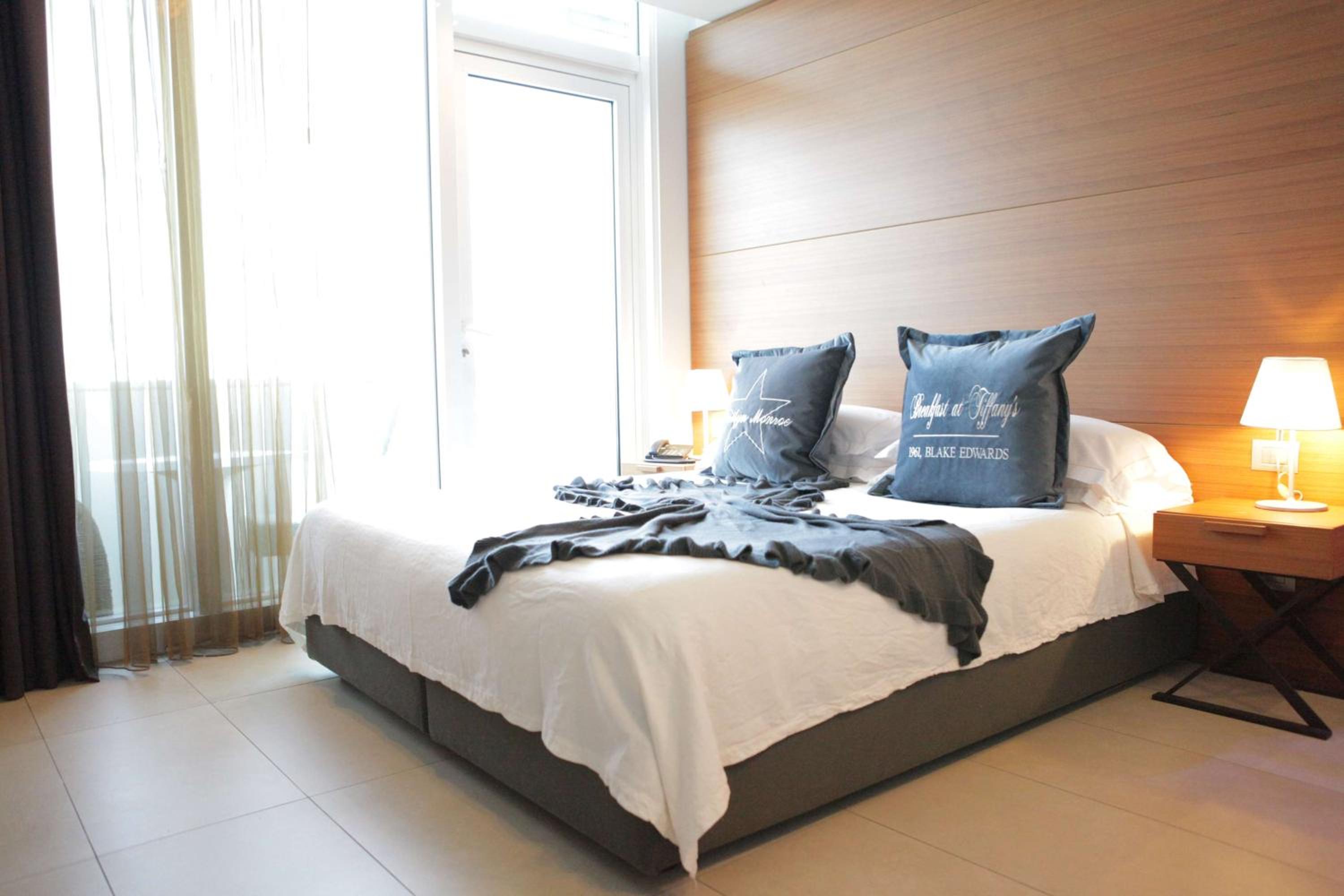 Family Junior Suite with Jacuzzi and Sea View - Photo 6