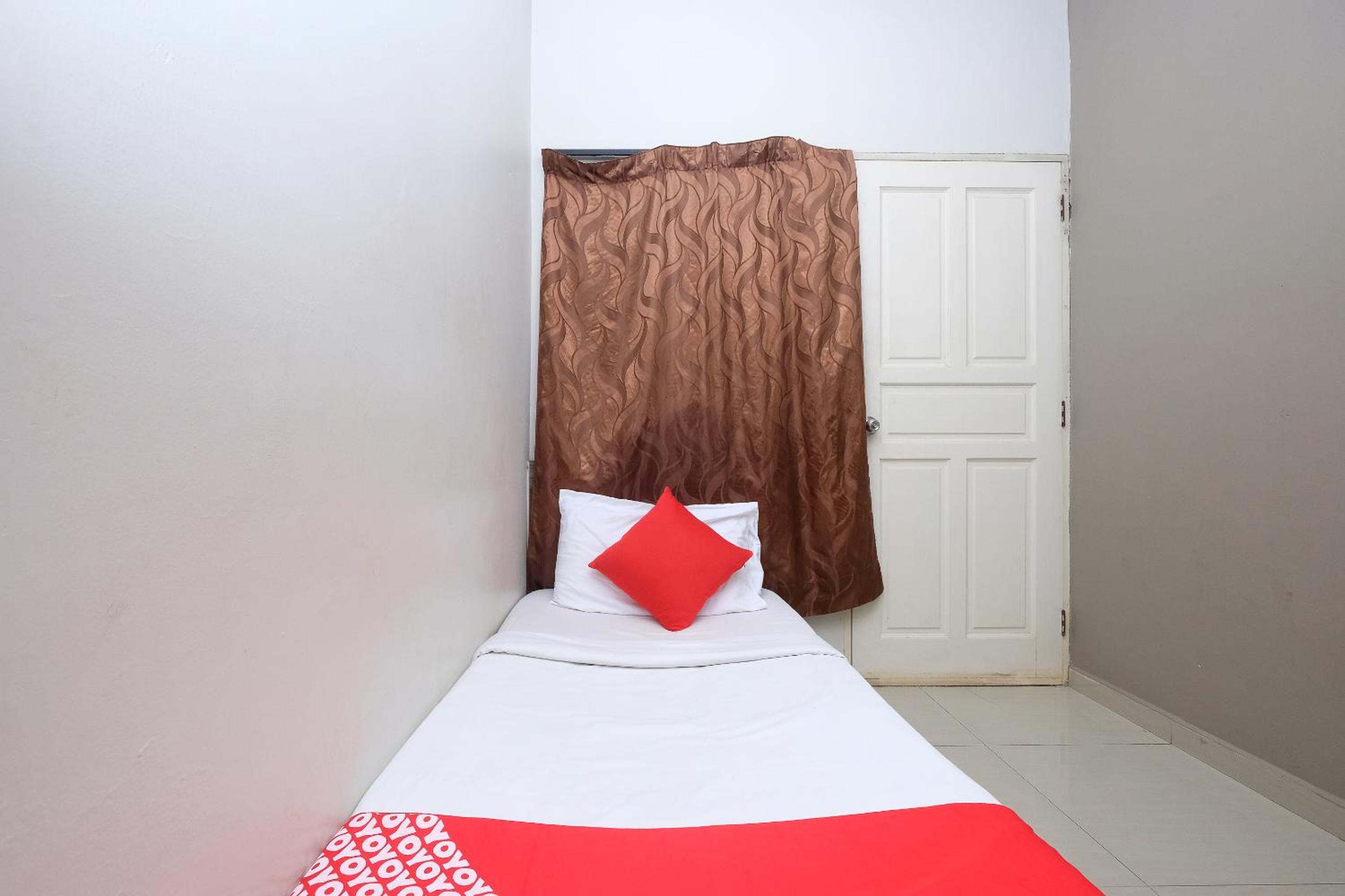 Standard Single Room photo 3
