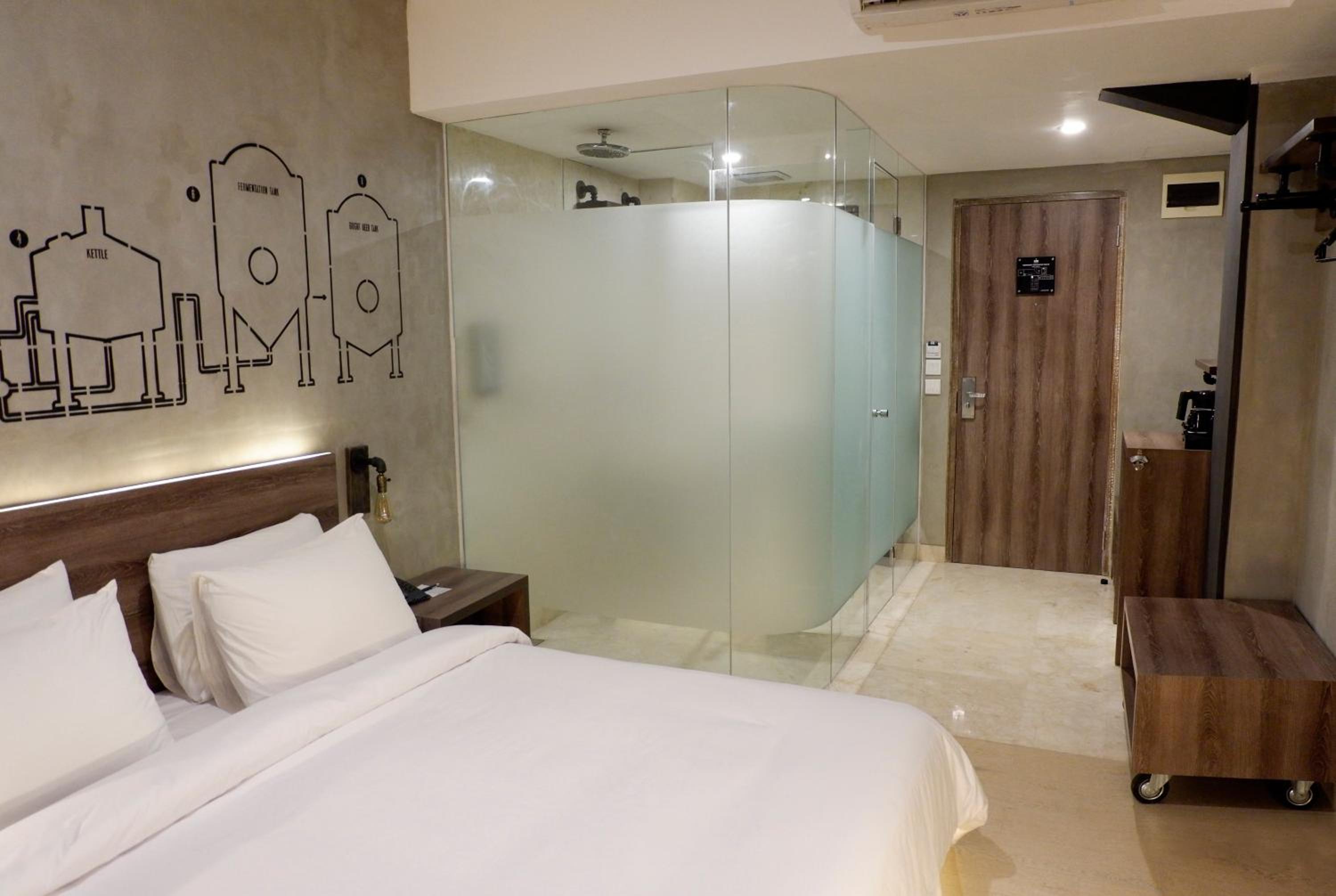 Stark Superior Room - Photo 2