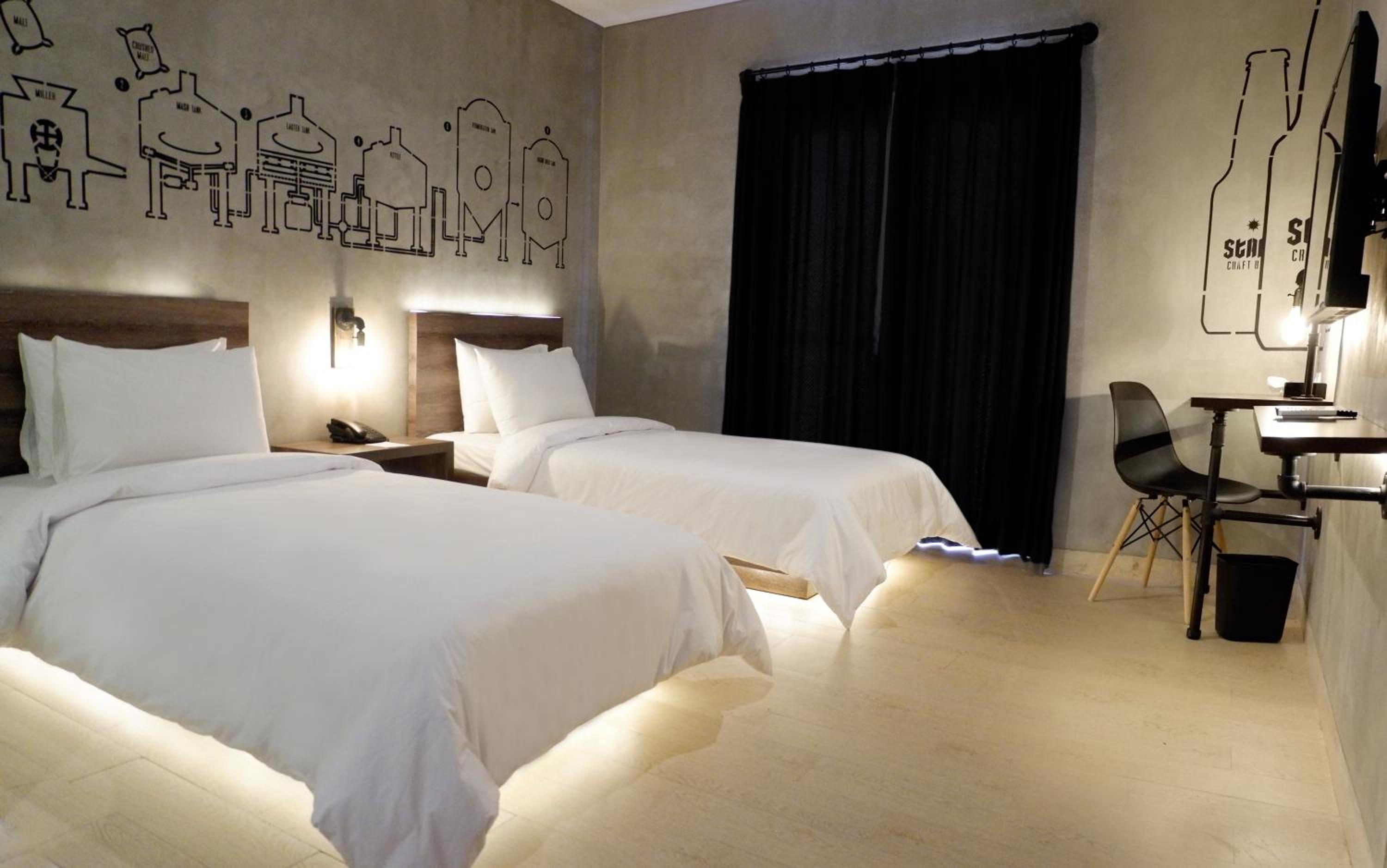 Stark Superior Room - Photo 3