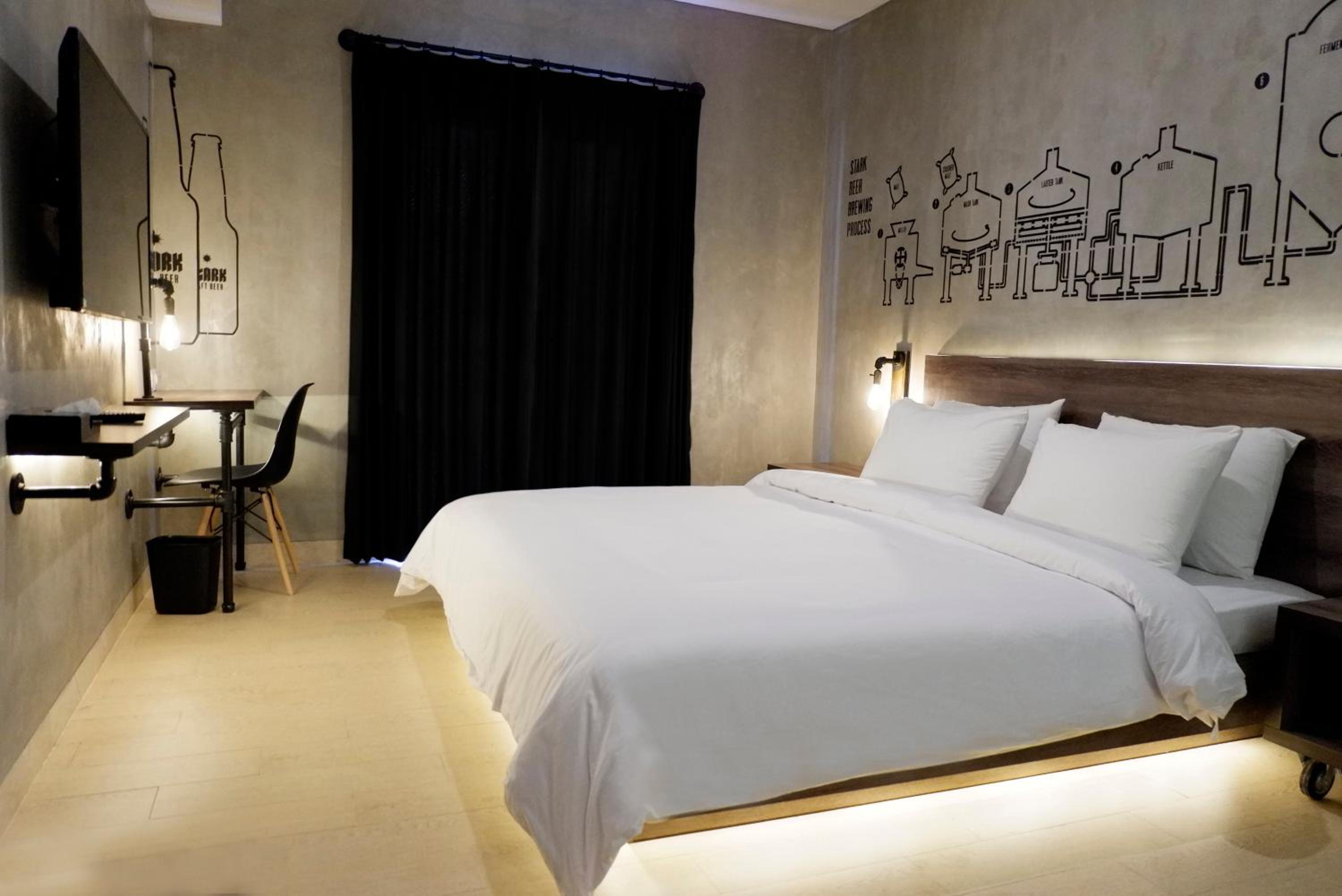 Stark Superior Room - Photo 1