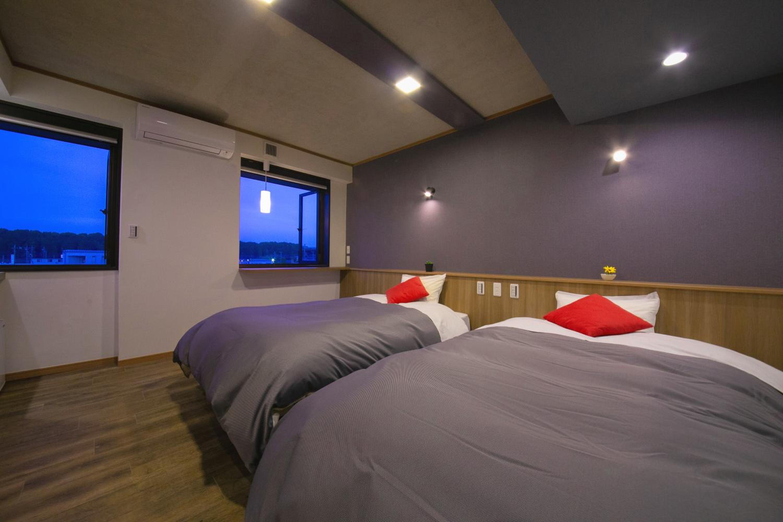 Standard Twin Room - Photo 8