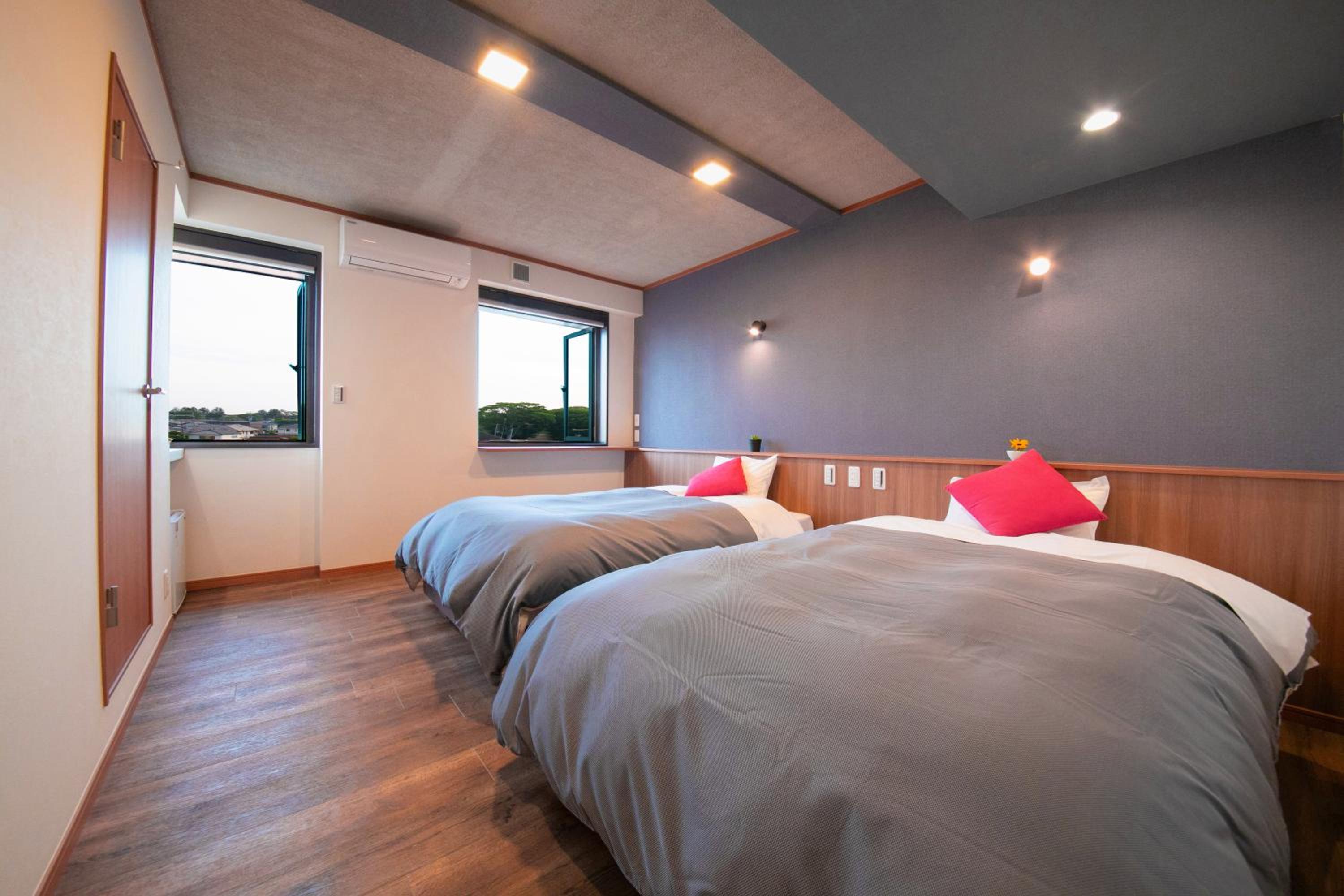 Standard Twin Room - Photo 7