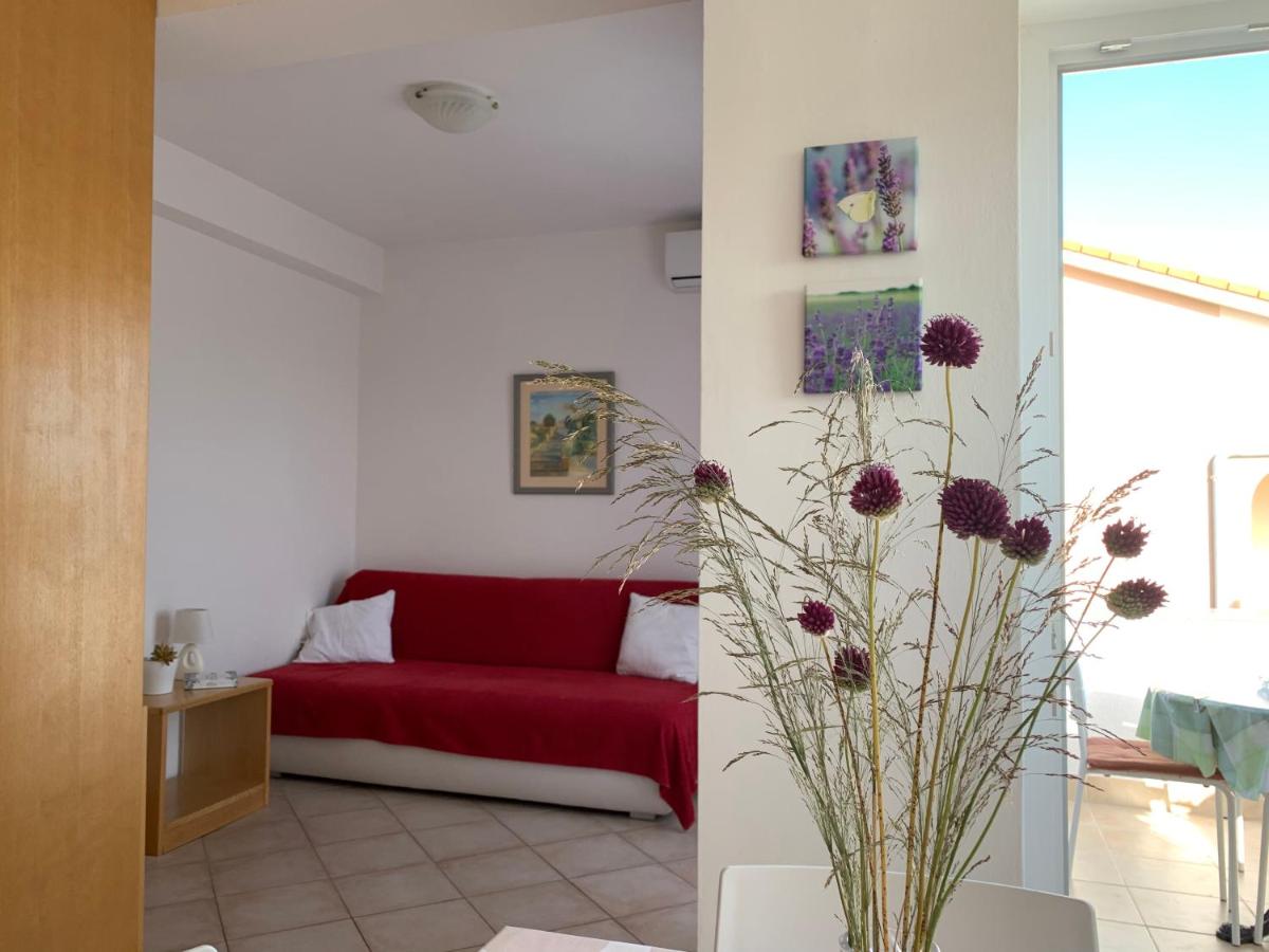 One-Bedroom Apartment with Sea View (3 Adults) photo 2
