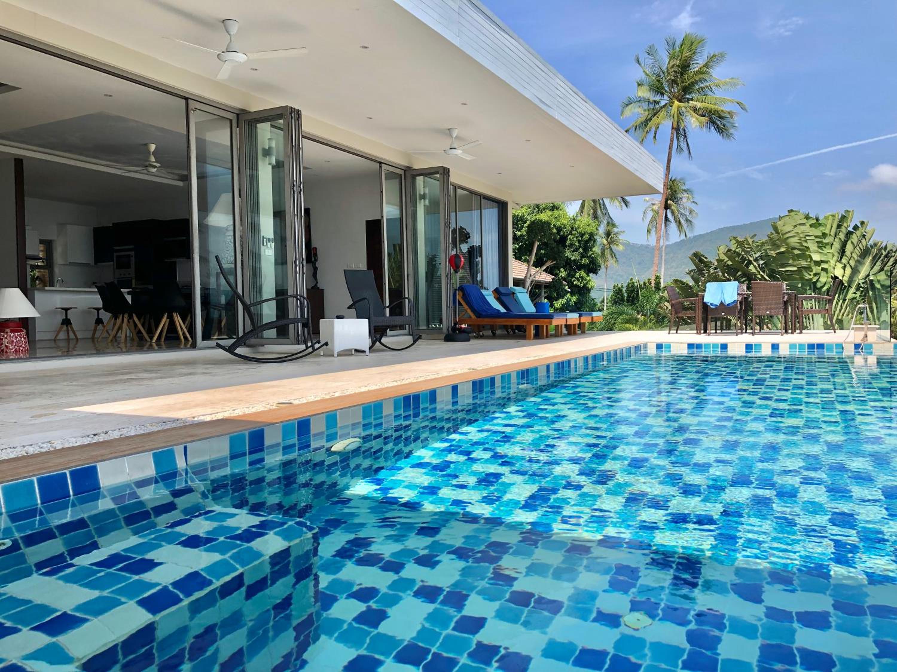 Villa with Sea View photo 2