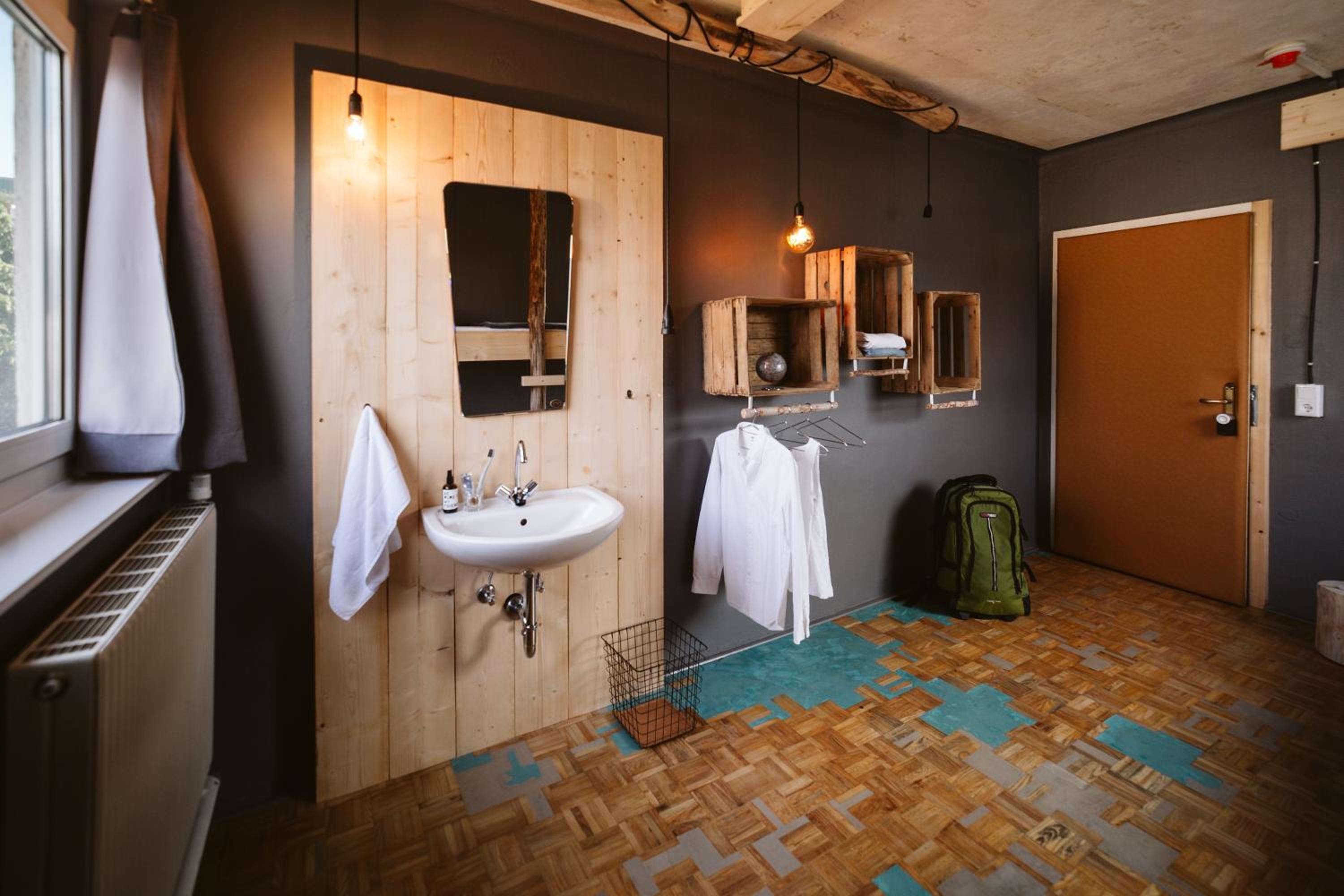 Triple Room with Private Bathroom photo 3
