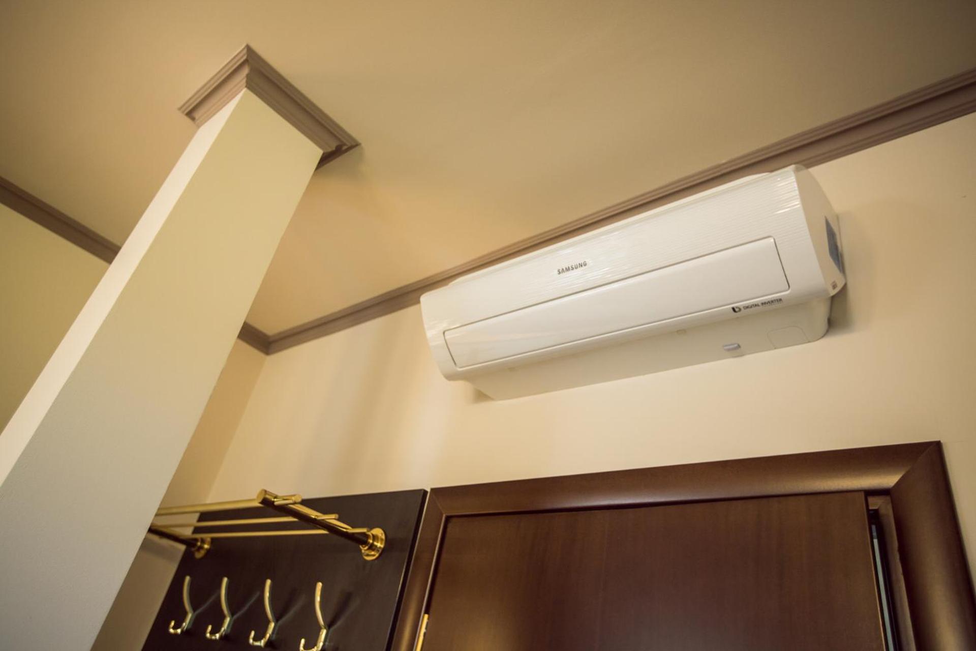 Double Room - Photo 10