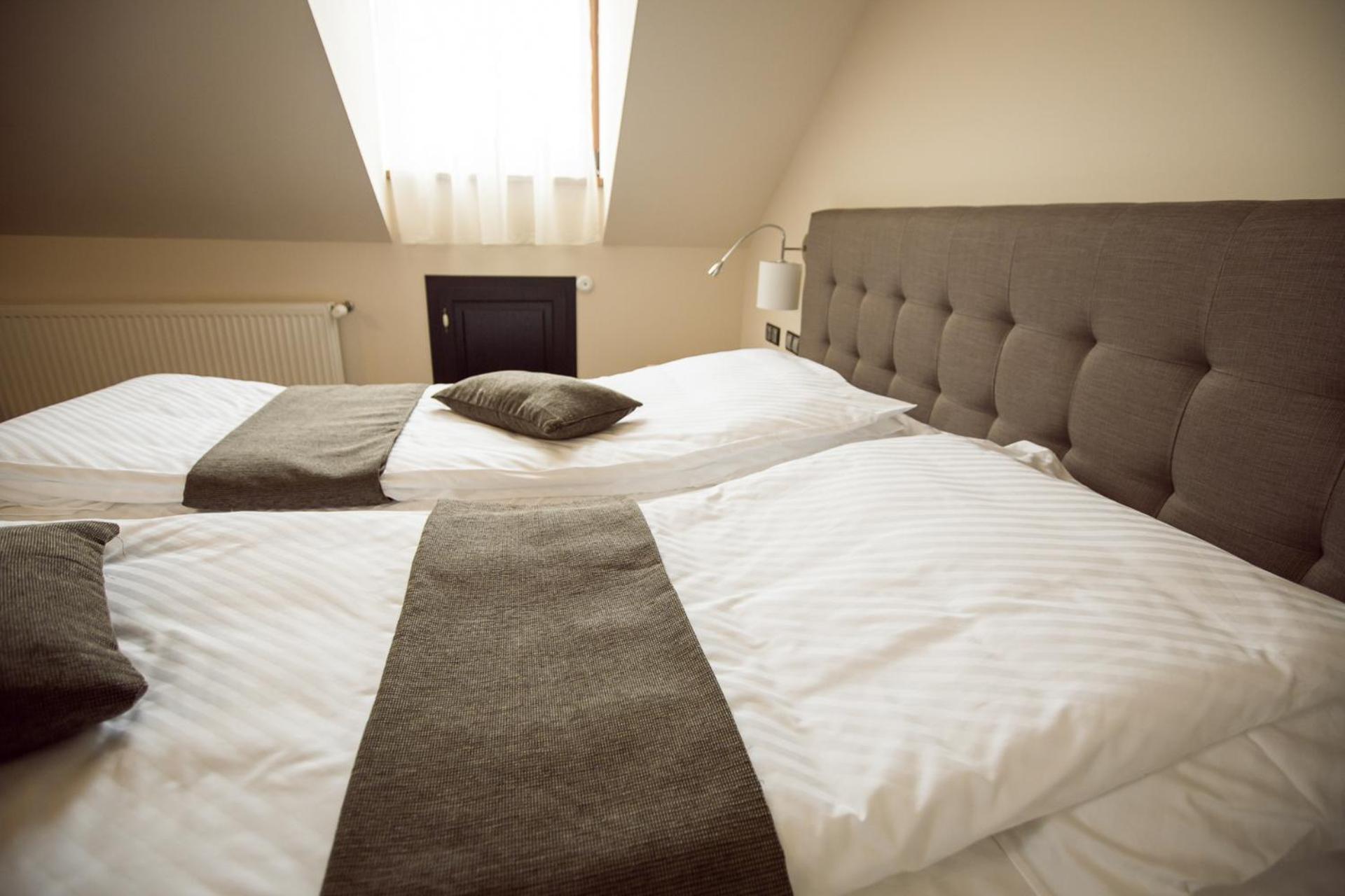 Double Room - Photo 13