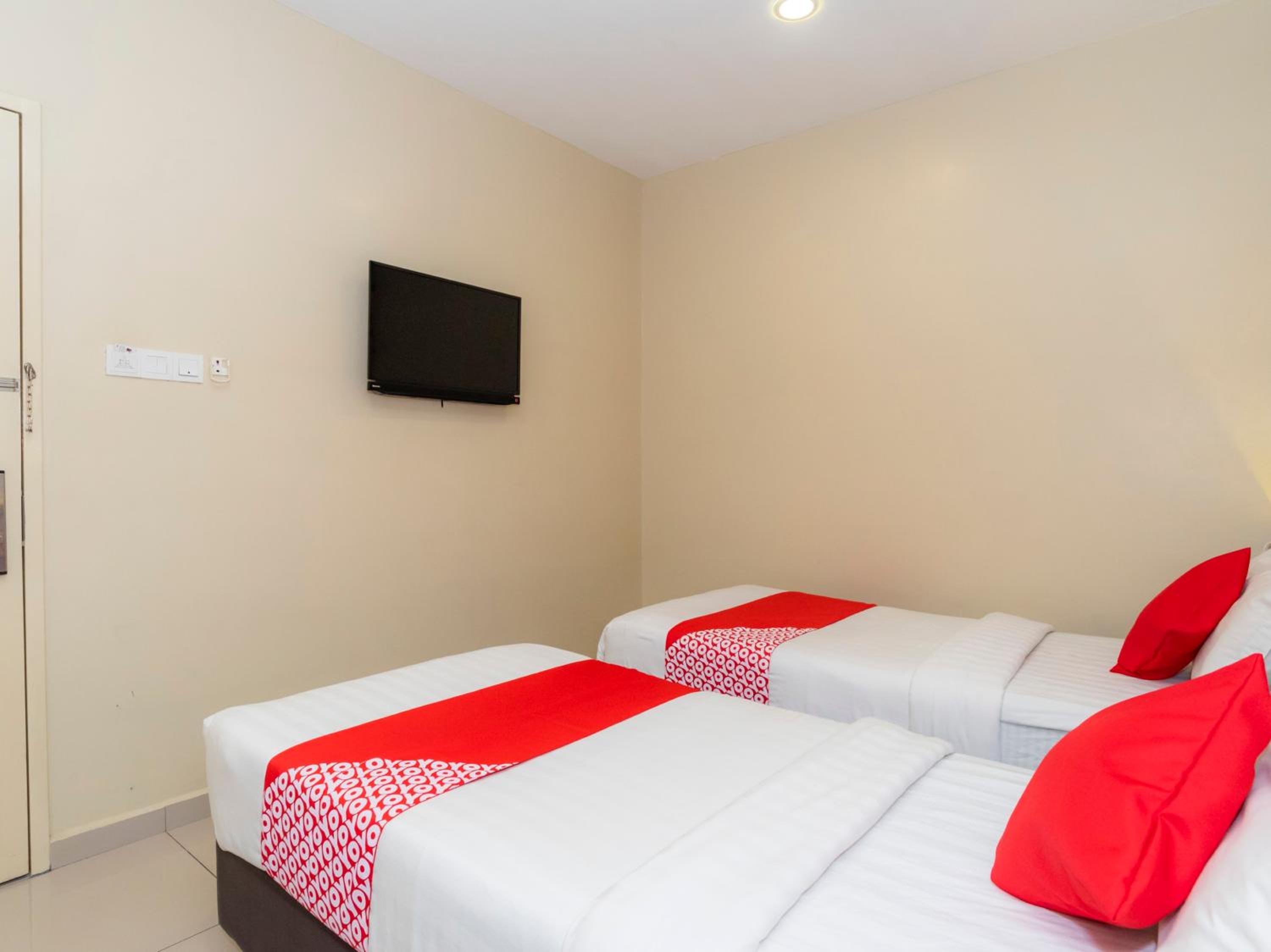 Deluxe Twin Room - Photo 3