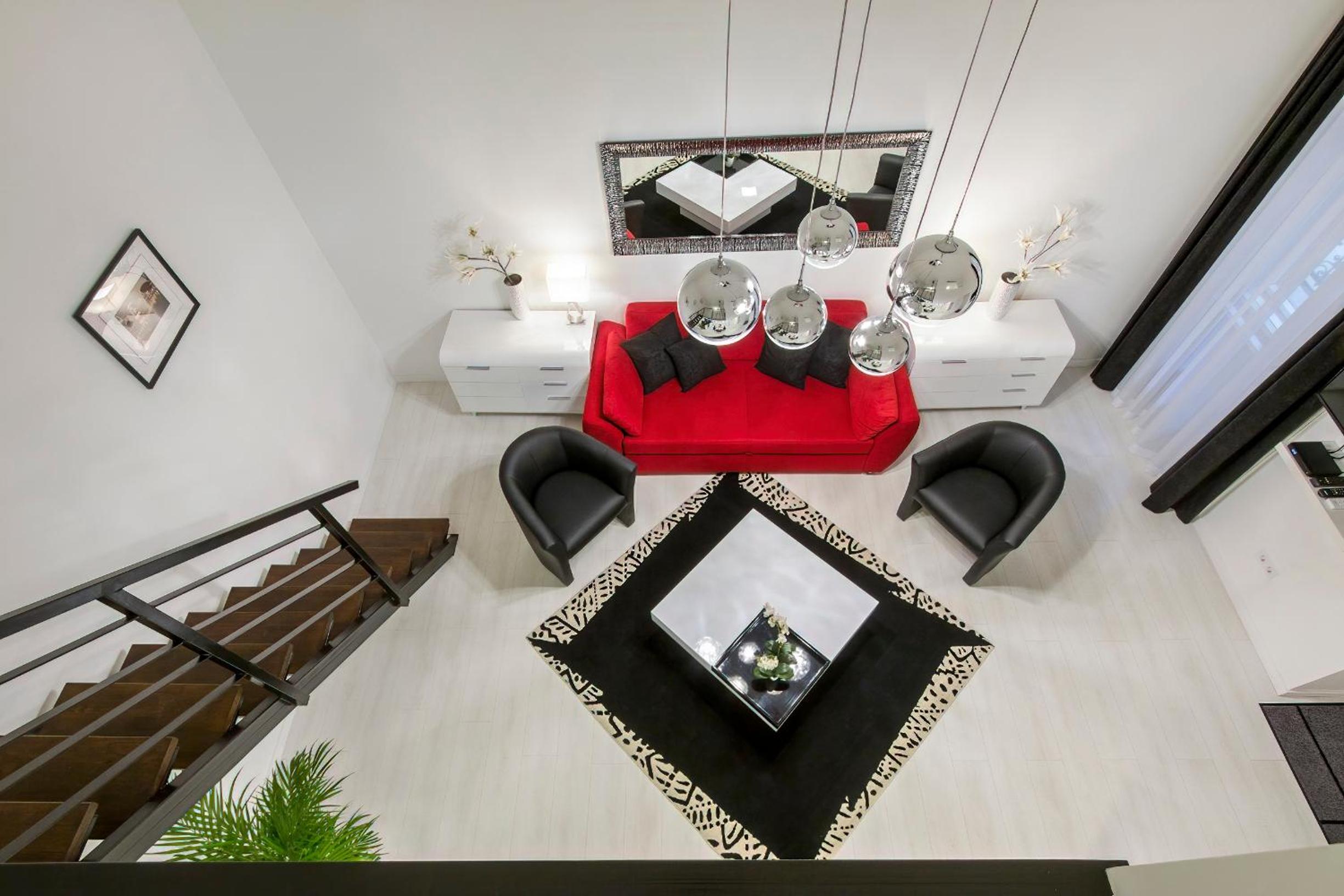 Two-Bedroom Apartment - Photo 6
