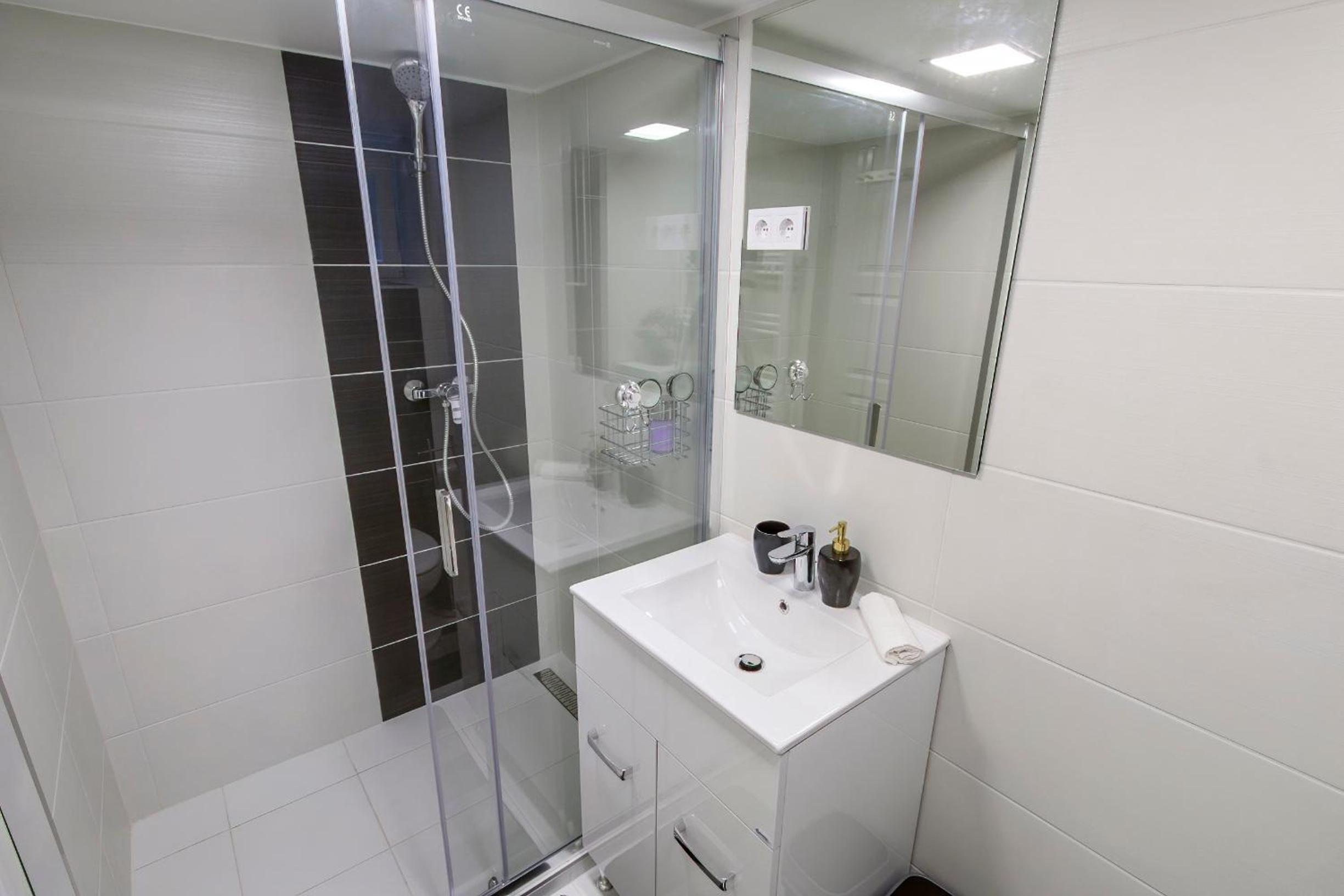 Two-Bedroom Apartment - Photo 13