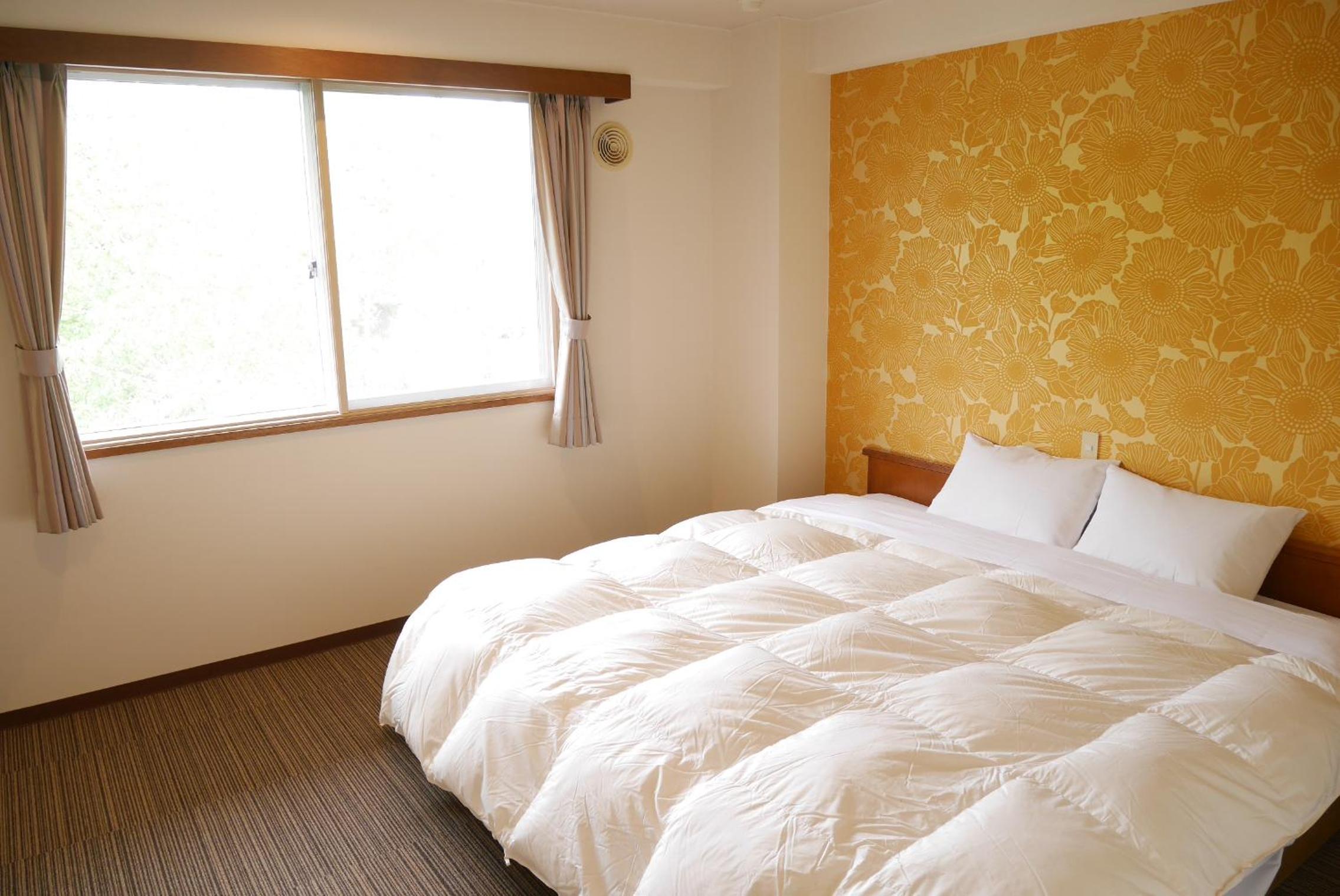 Double Room with Private Toilet - Photo 4