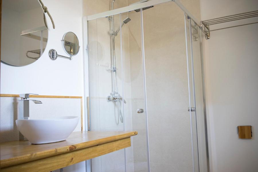 Small Double Room - Photo 6