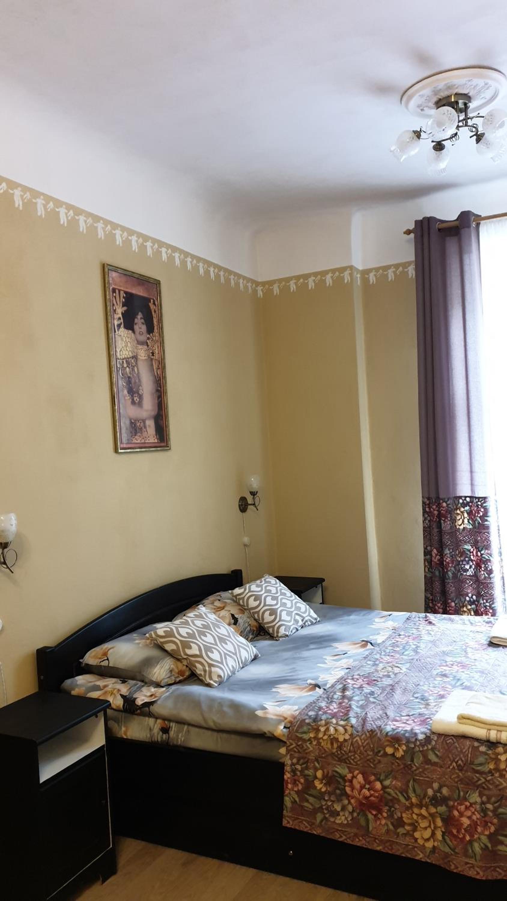 Studio with Balcony - Photo 1