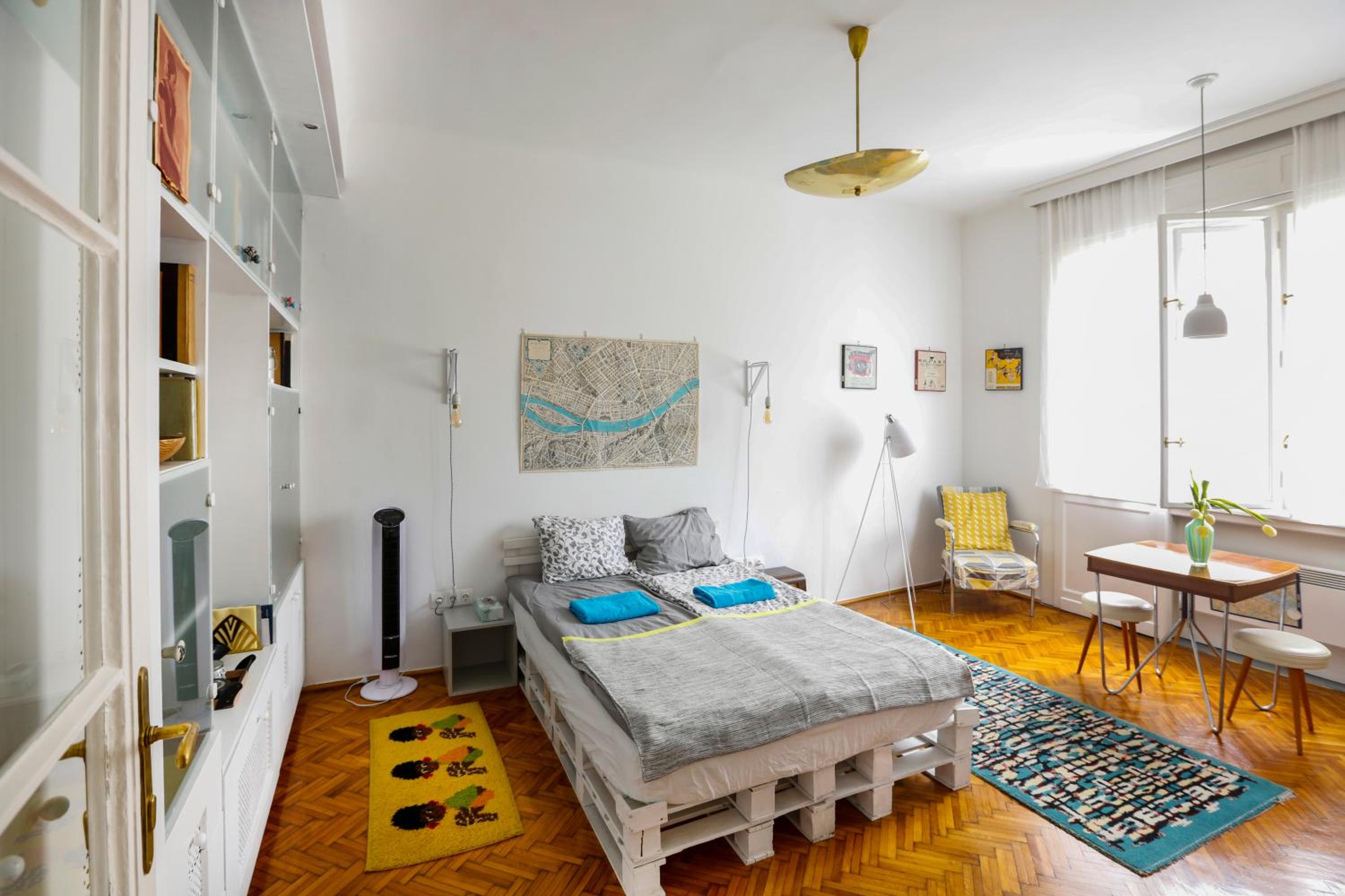 Apartment - Photo 14