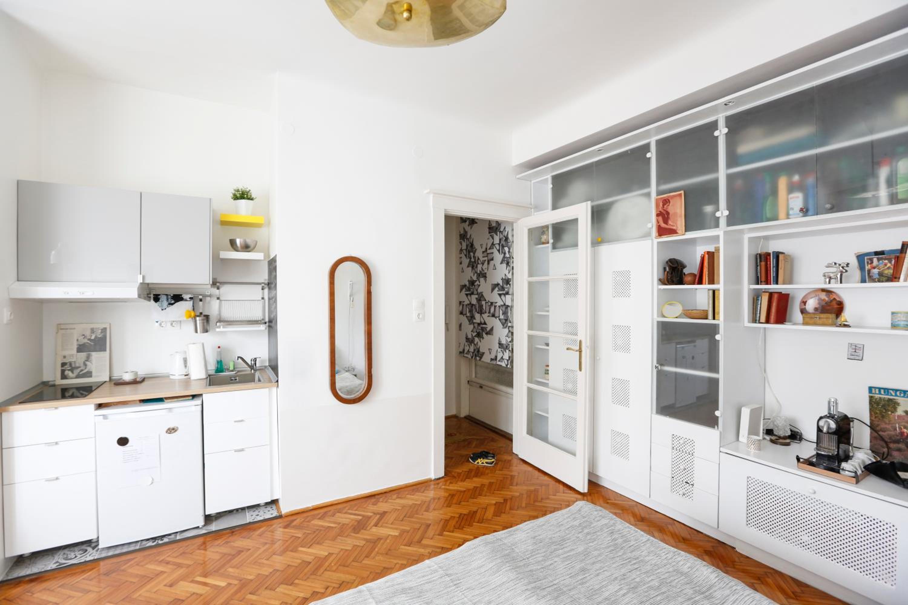 Apartment - Photo 16