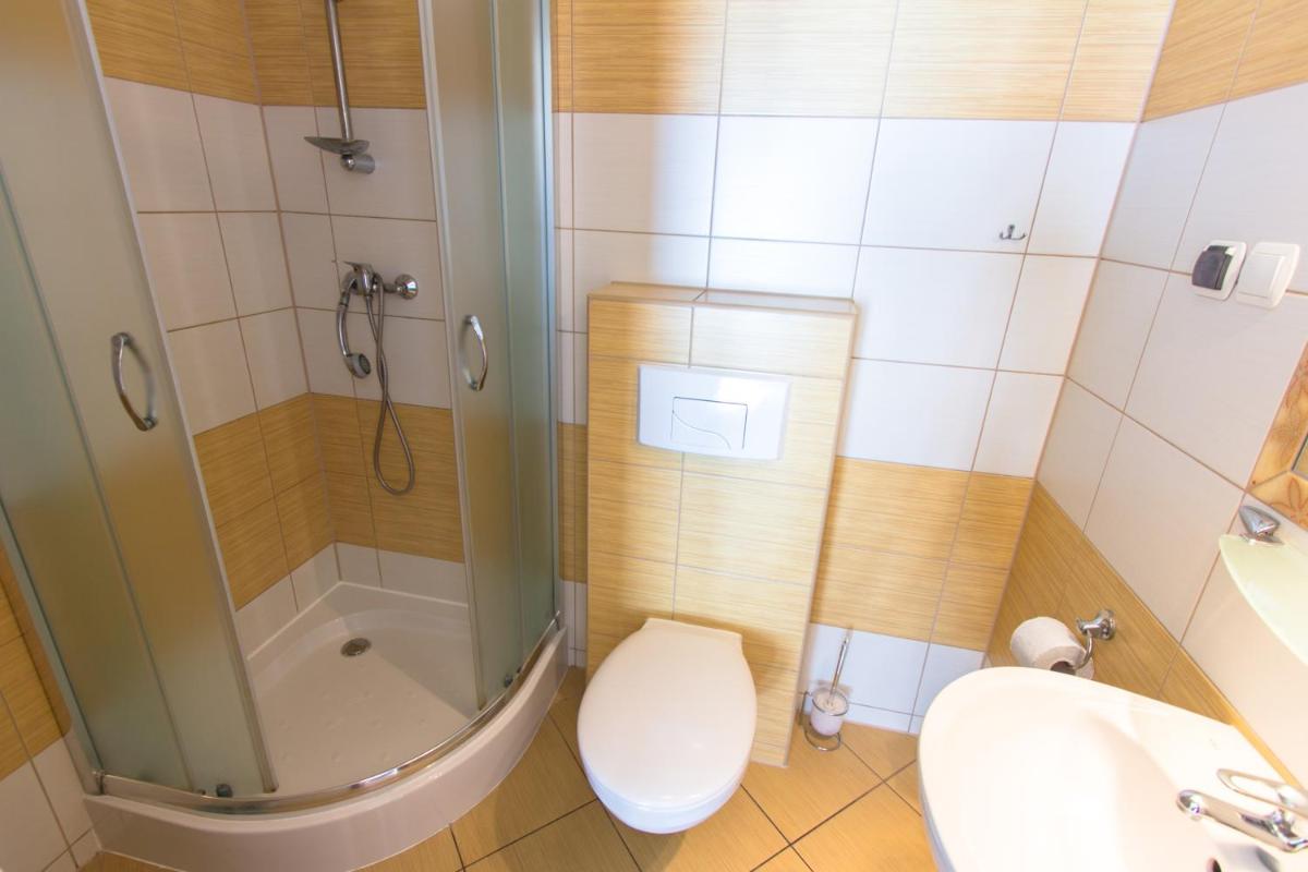 Double Room with Balcony photo 3