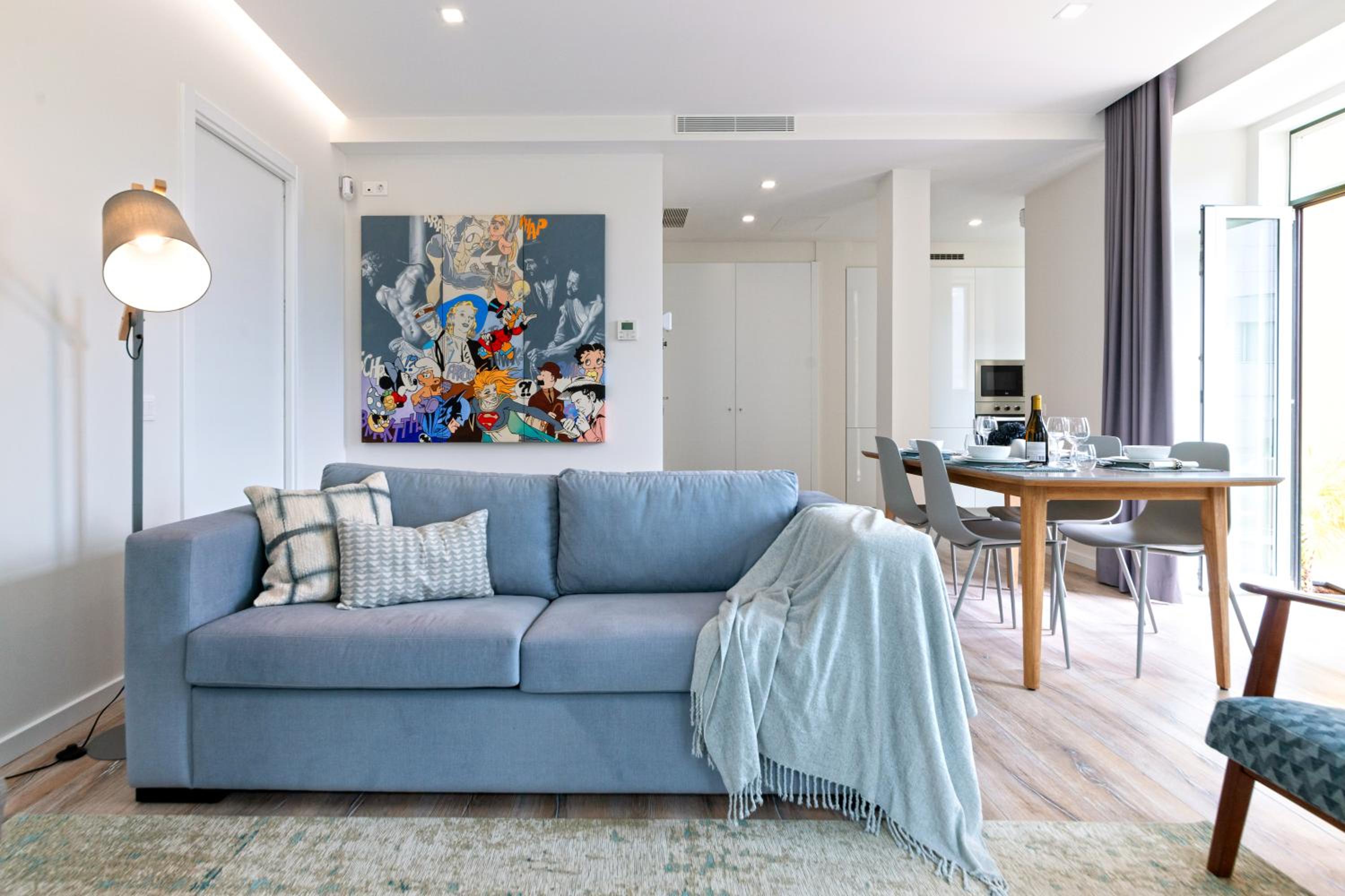 One-Bedroom Apartment