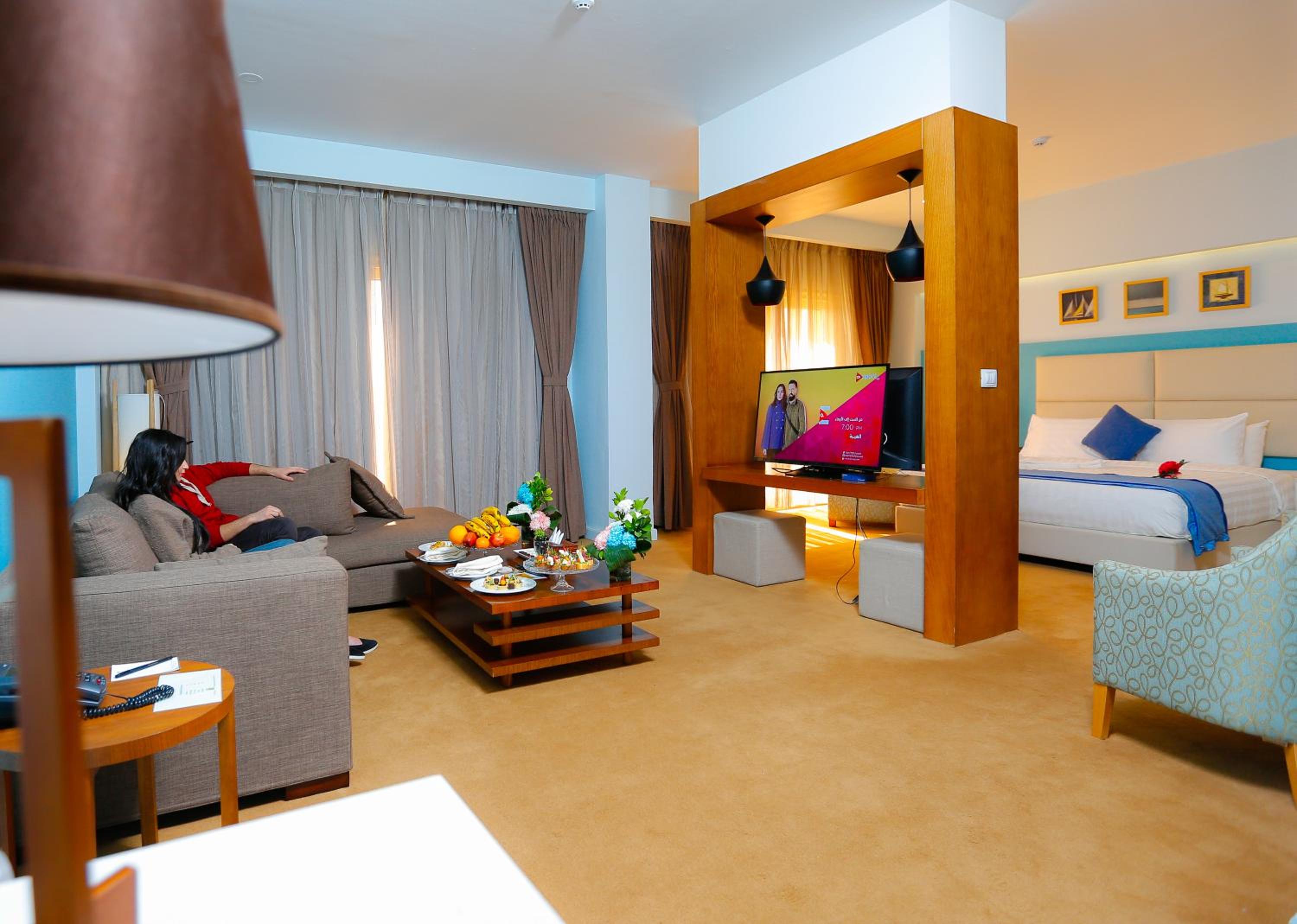 Junior Suite with Pool View