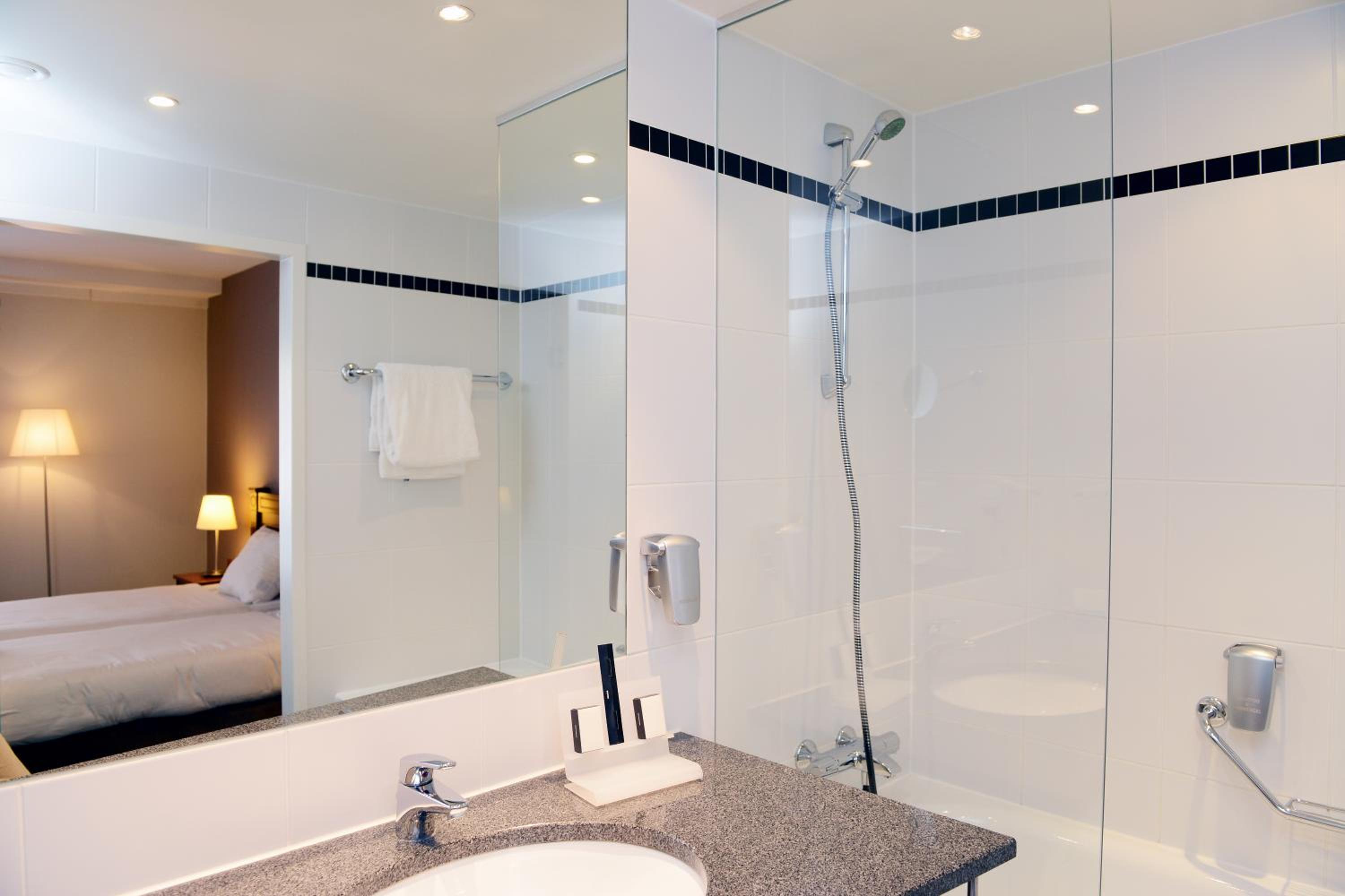 Deluxe Twin Room - Photo 4