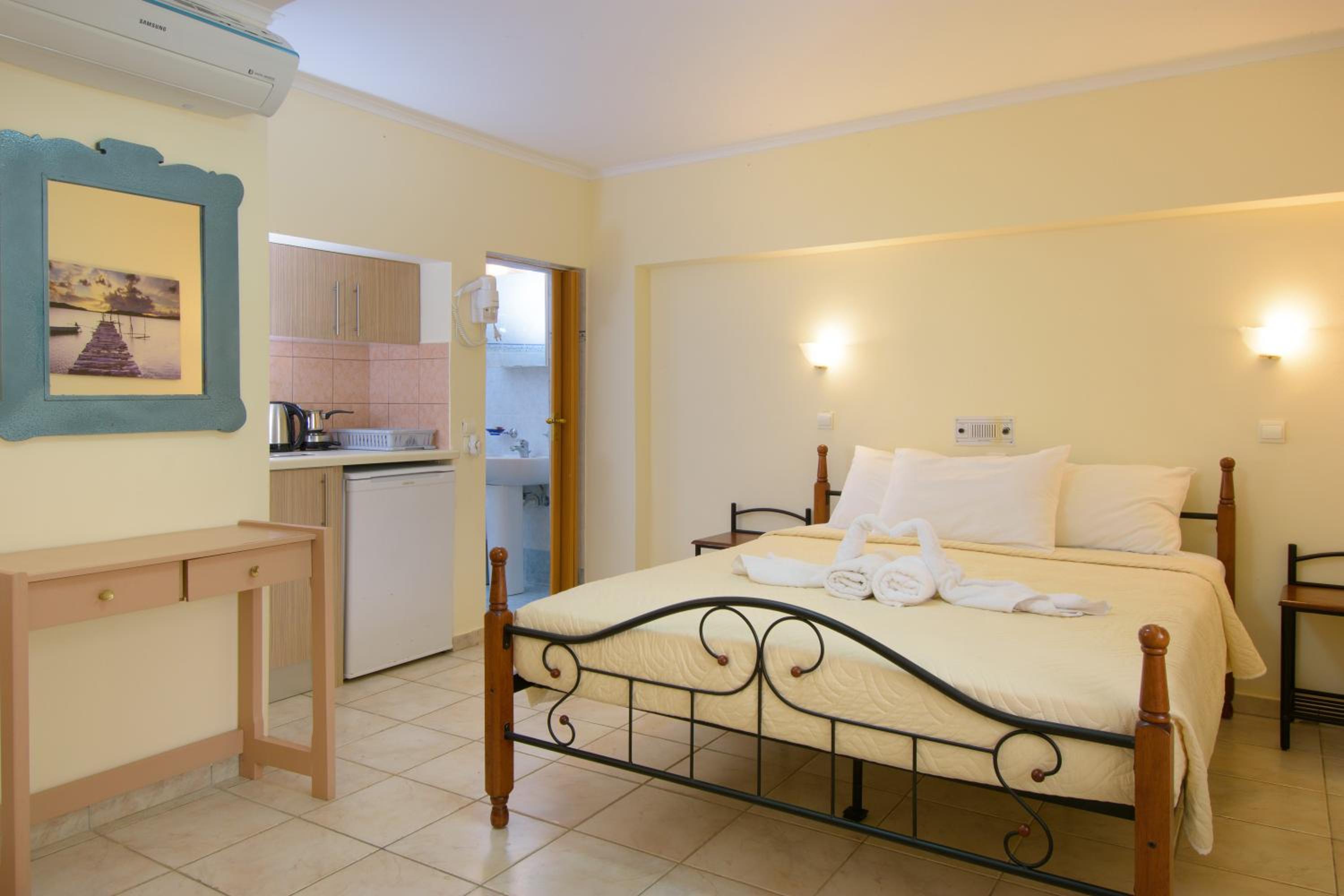 Double Or Twin Room photo 1