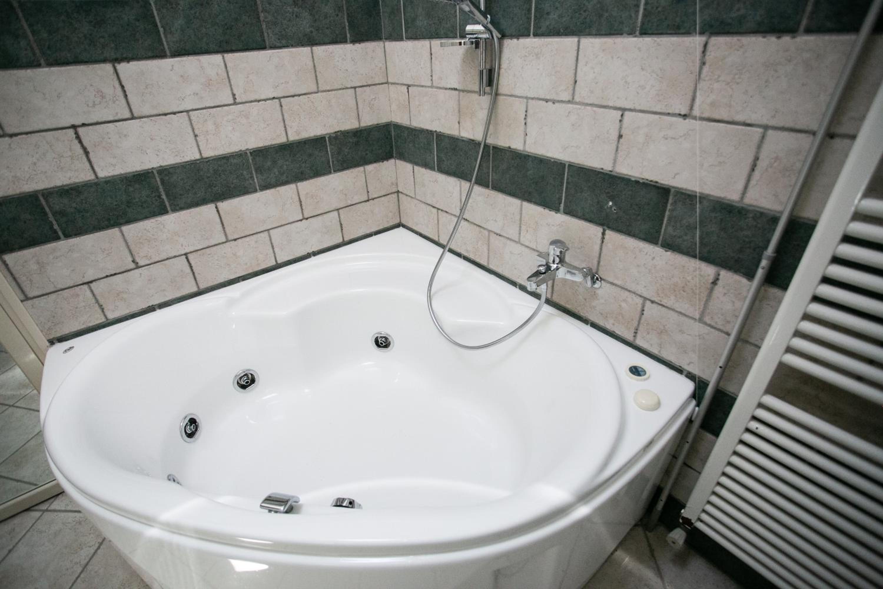 Standard Double or Twin Room photo 2