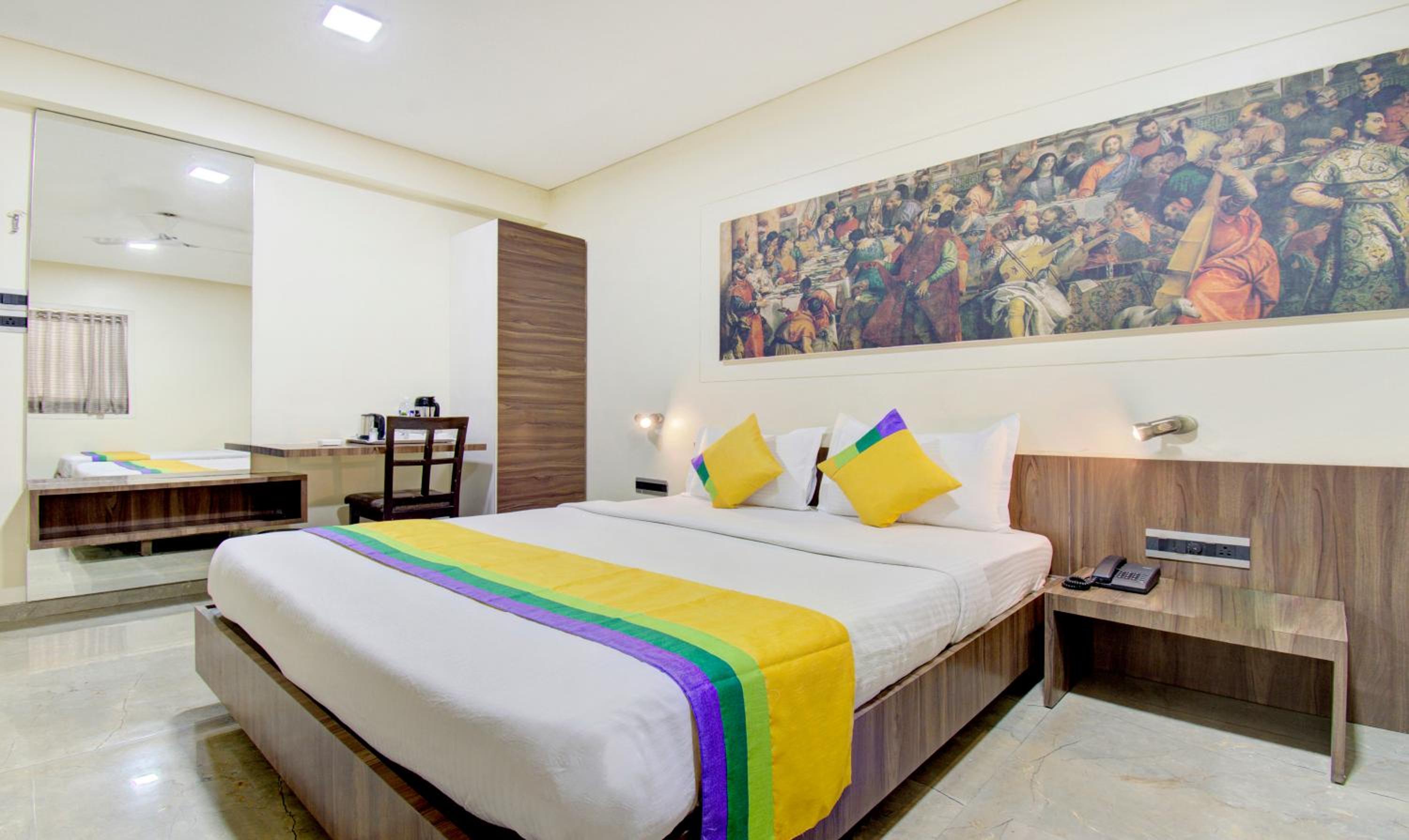 Deluxe Family Room
