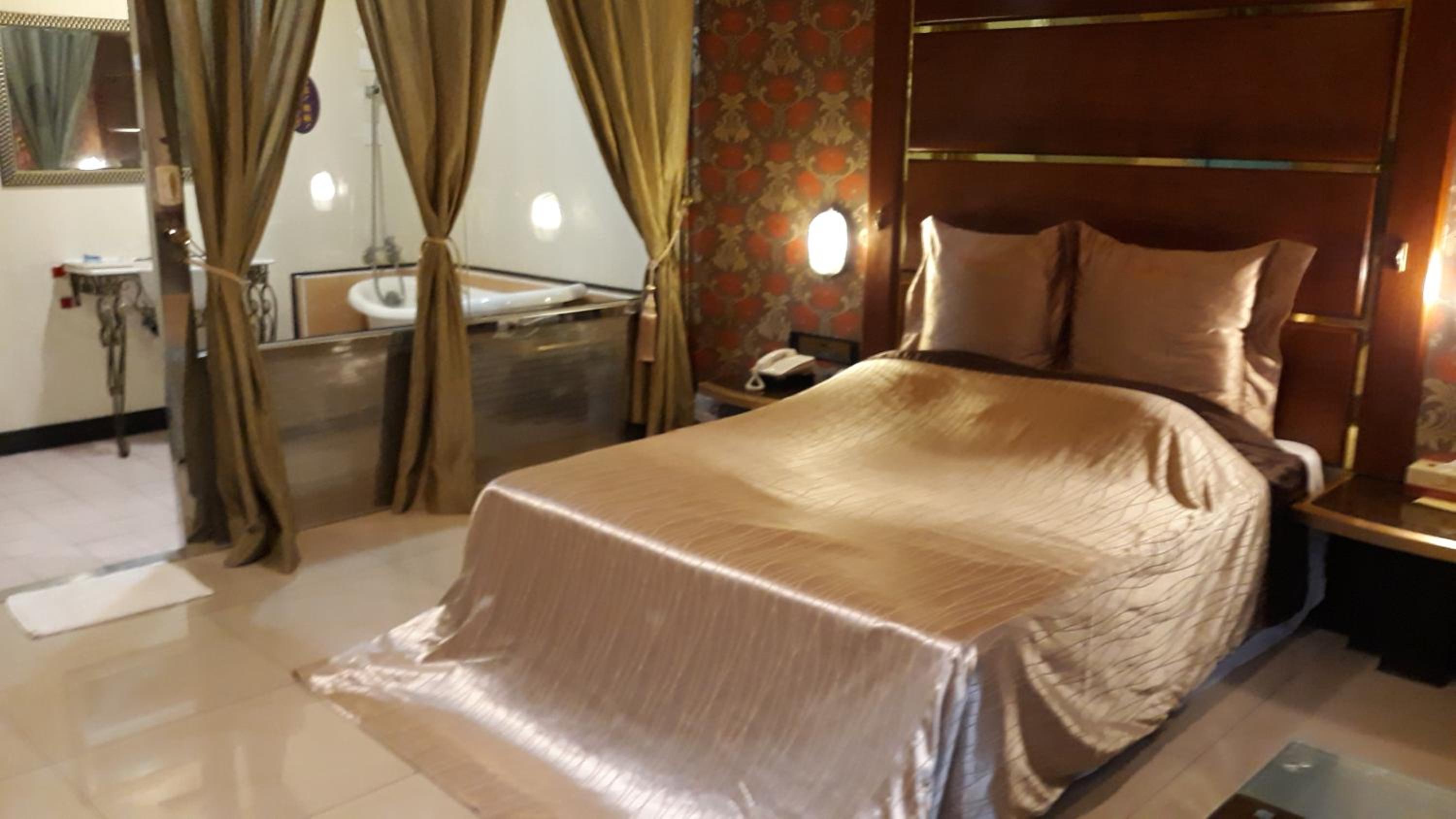 Budget Double Room photo 1