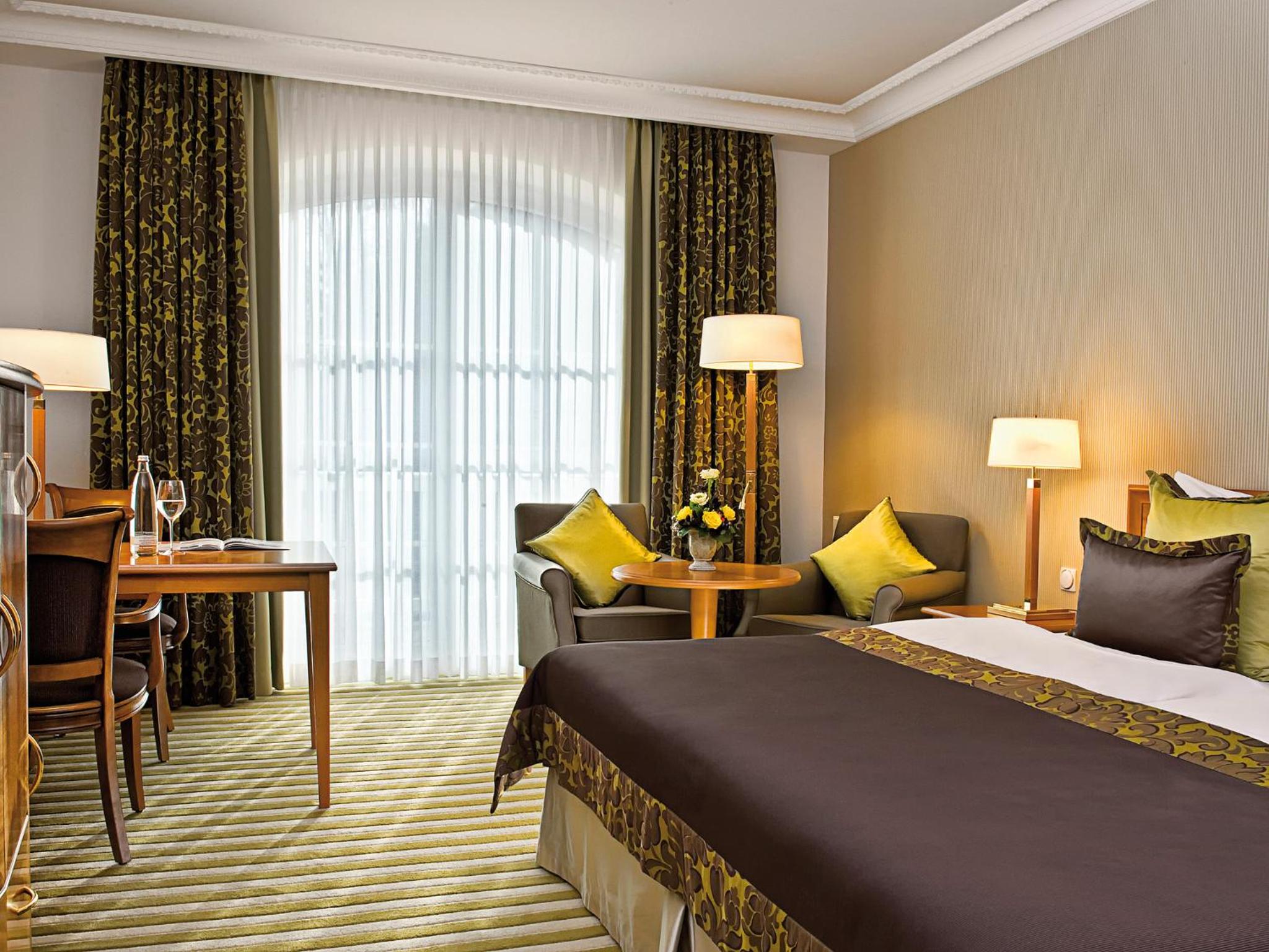 Double Room - Land Side