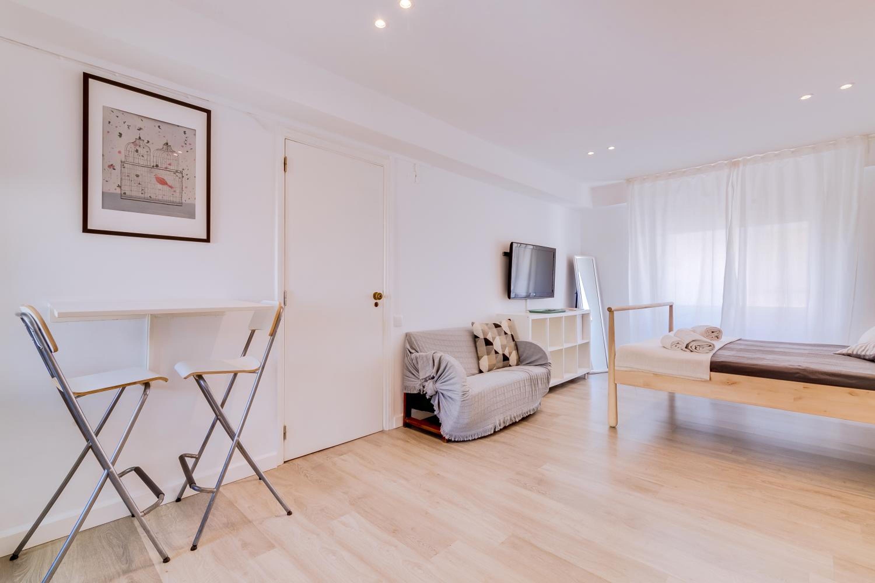 Suite - Photo 2