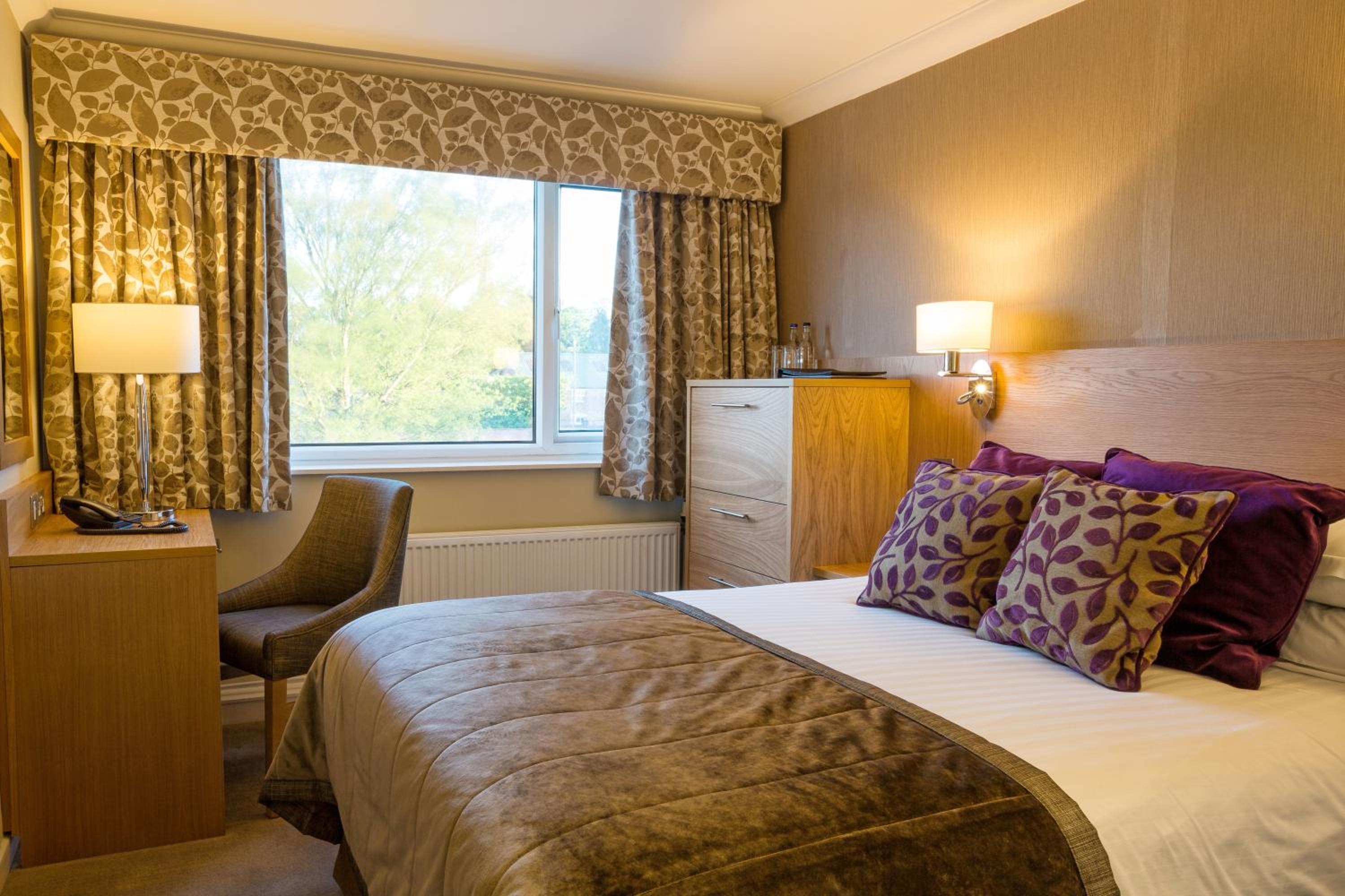 Standard Double Room - Non-Smoking - Photo 2