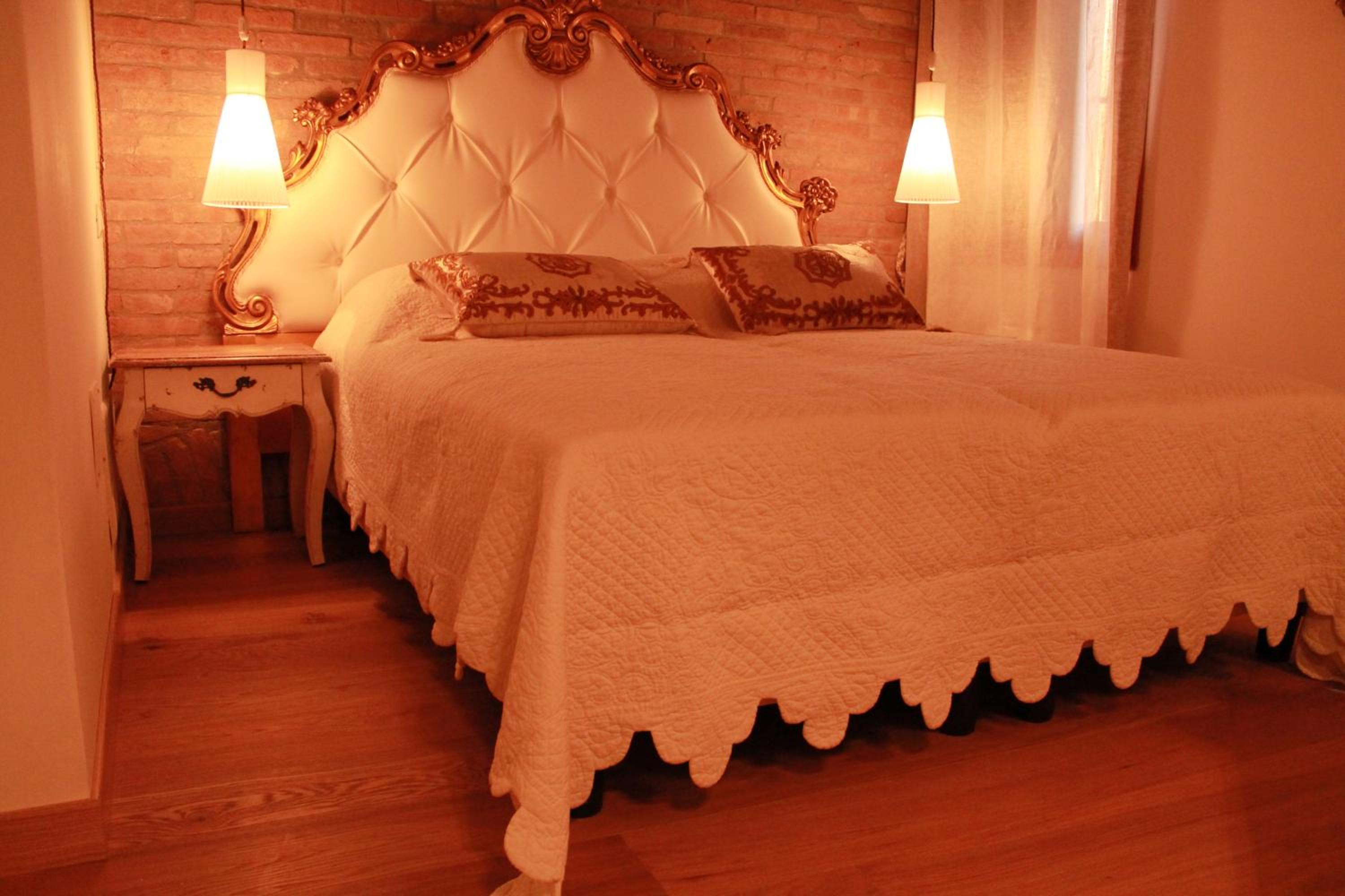 Double or Twin Room photo 3