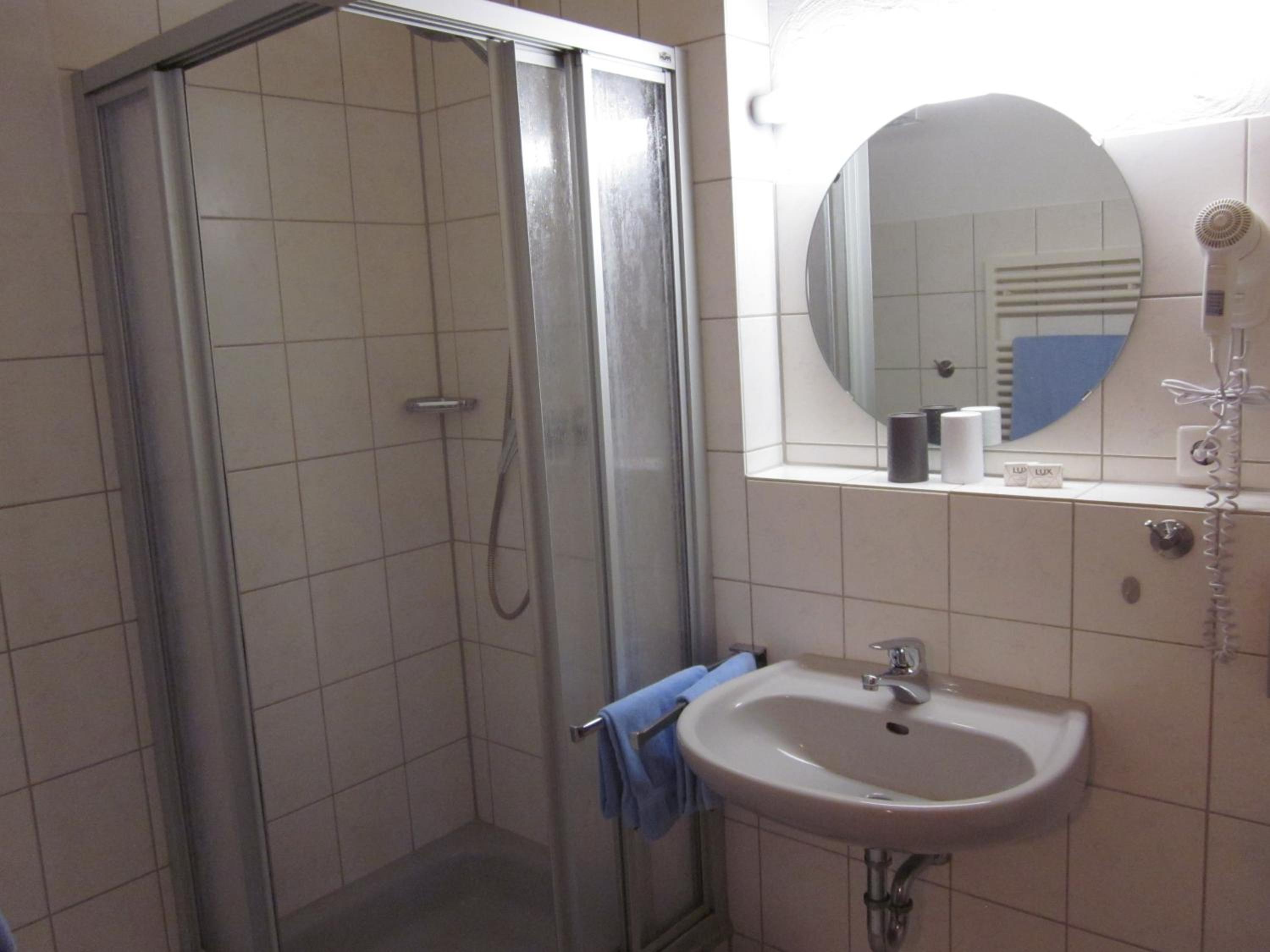 Double Room - Photo 3