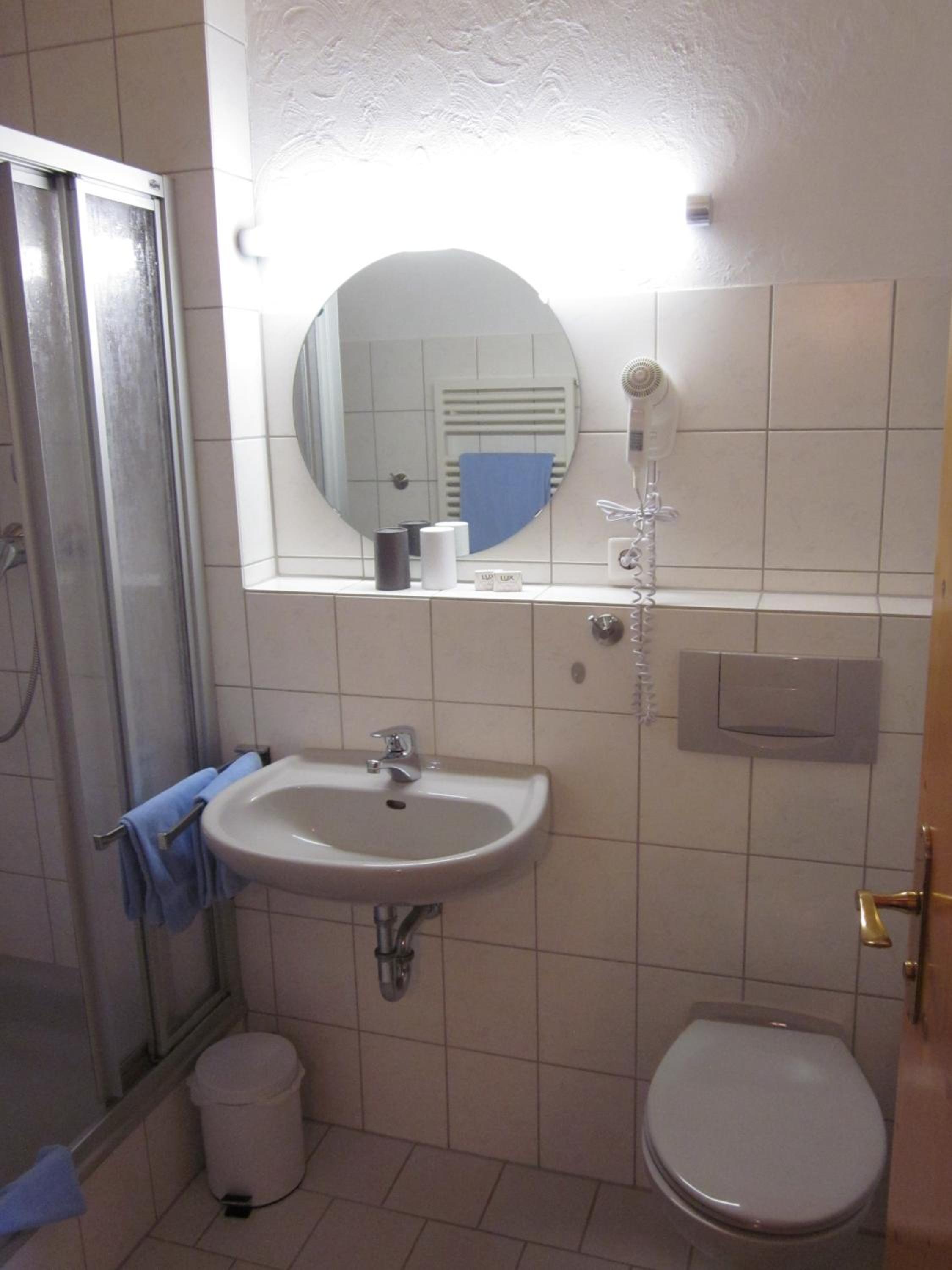 Double Room - Photo 4