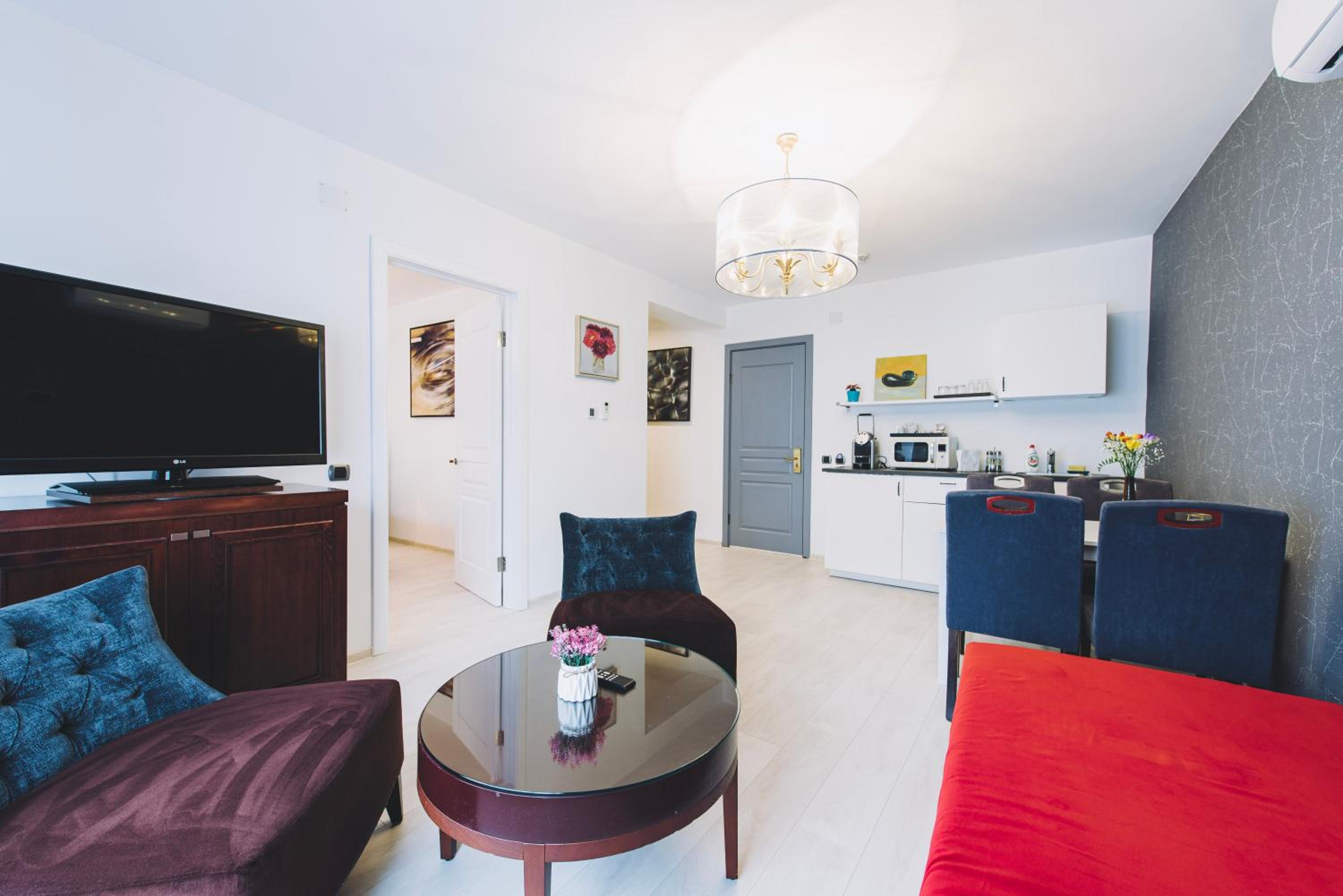 Deluxe Apartment photo 2