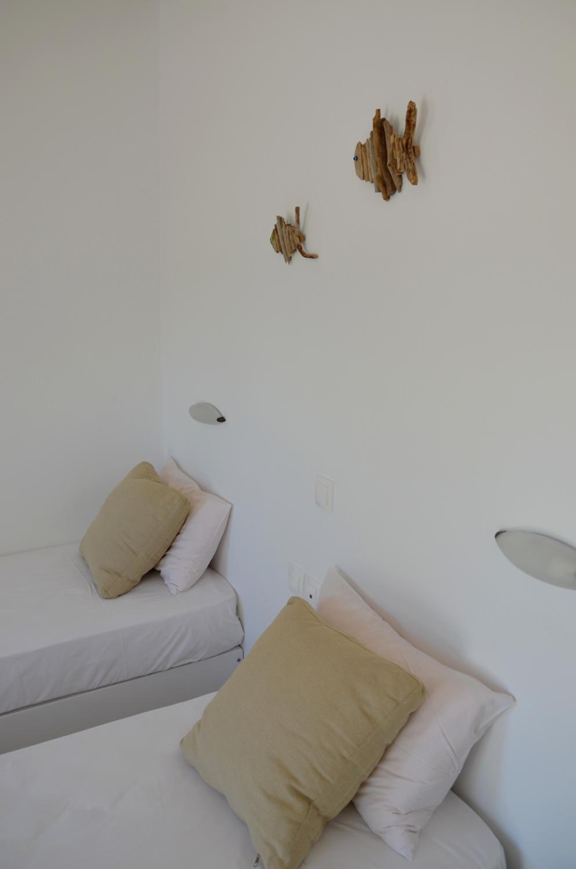 Double Room with Garden View - Photo 2