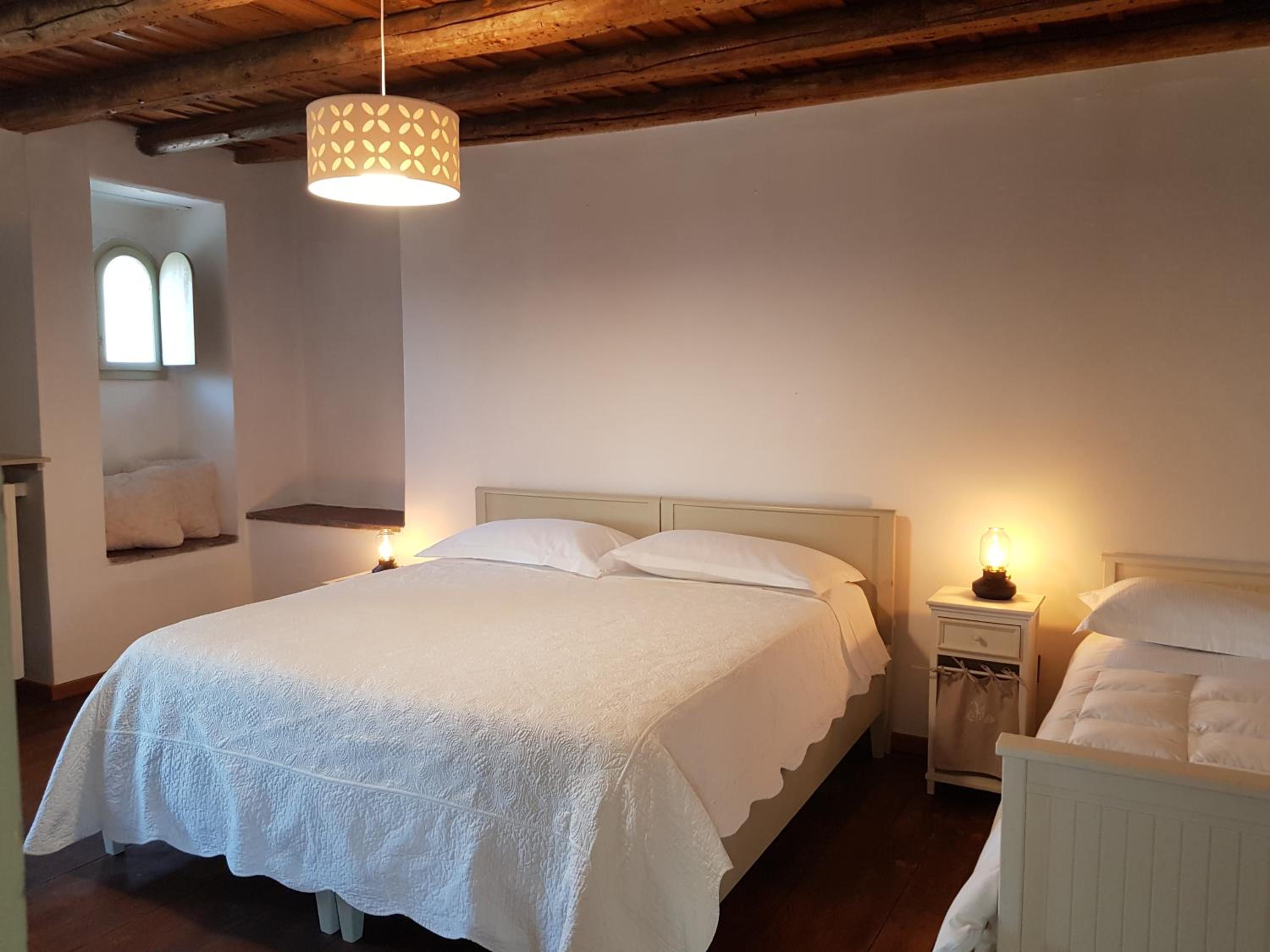 Deluxe Suite - Photo 6