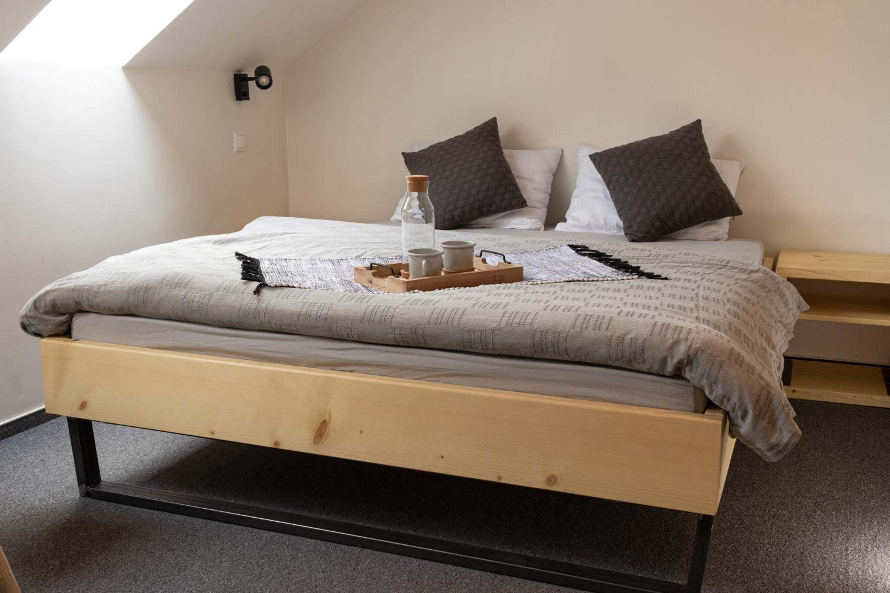 One-Bedroom Suite - Photo 2