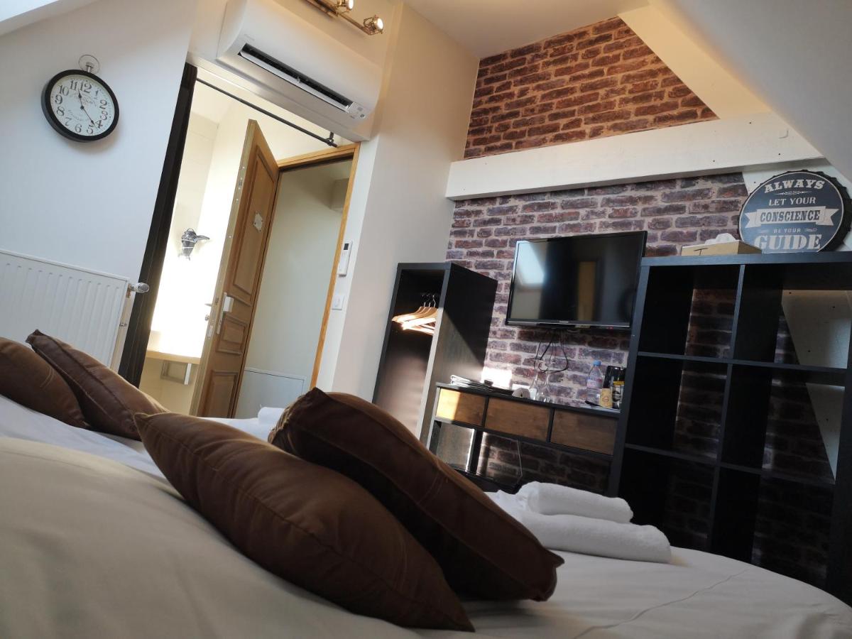 Small Twin Room photo 1