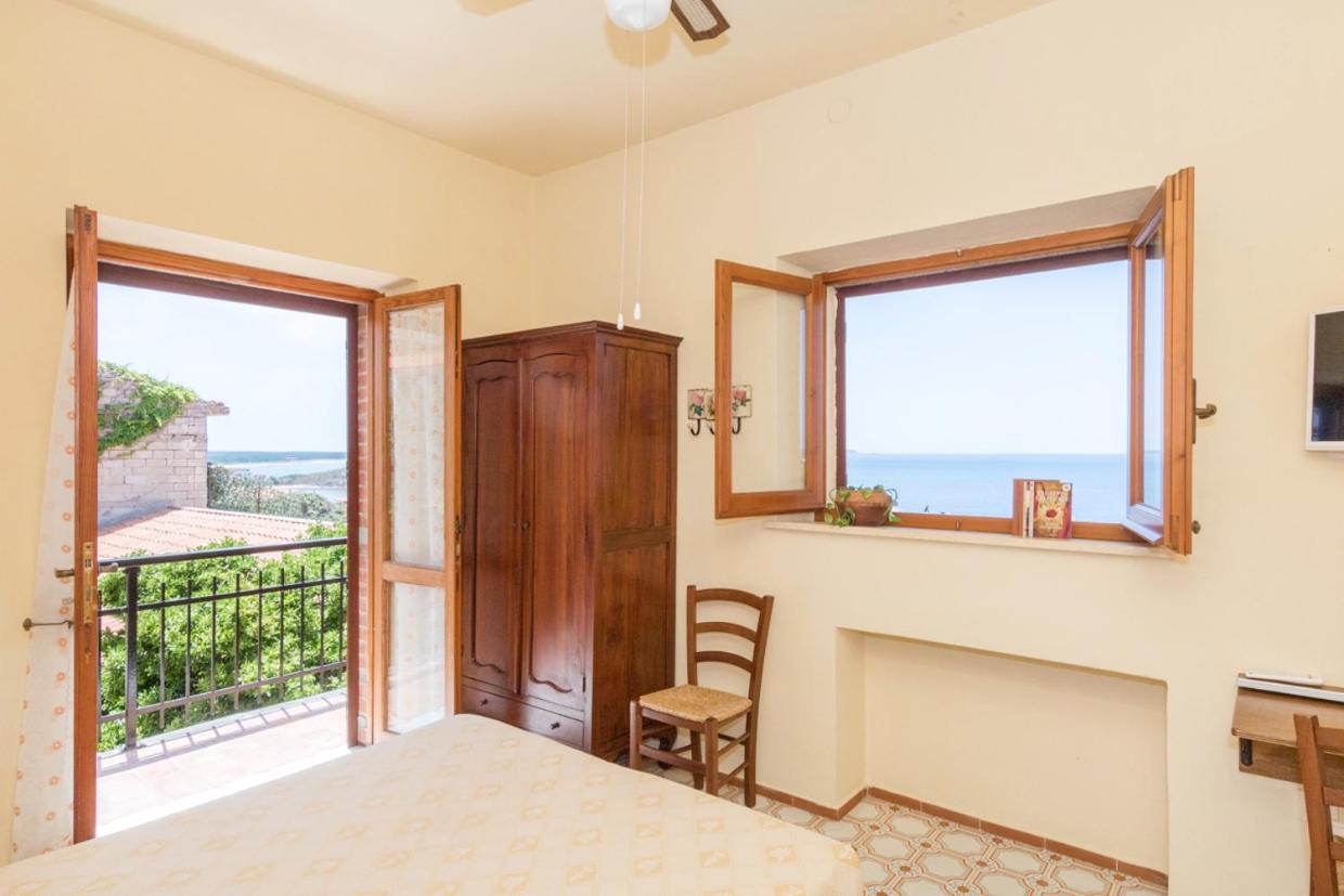 Double Room with Balcony and Sea View