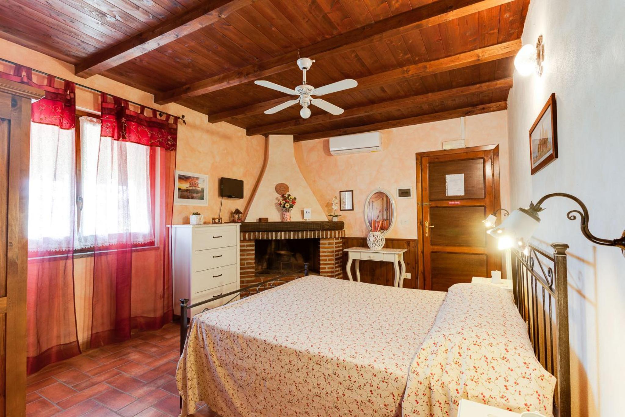 Deluxe Double or Twin Room photo 2