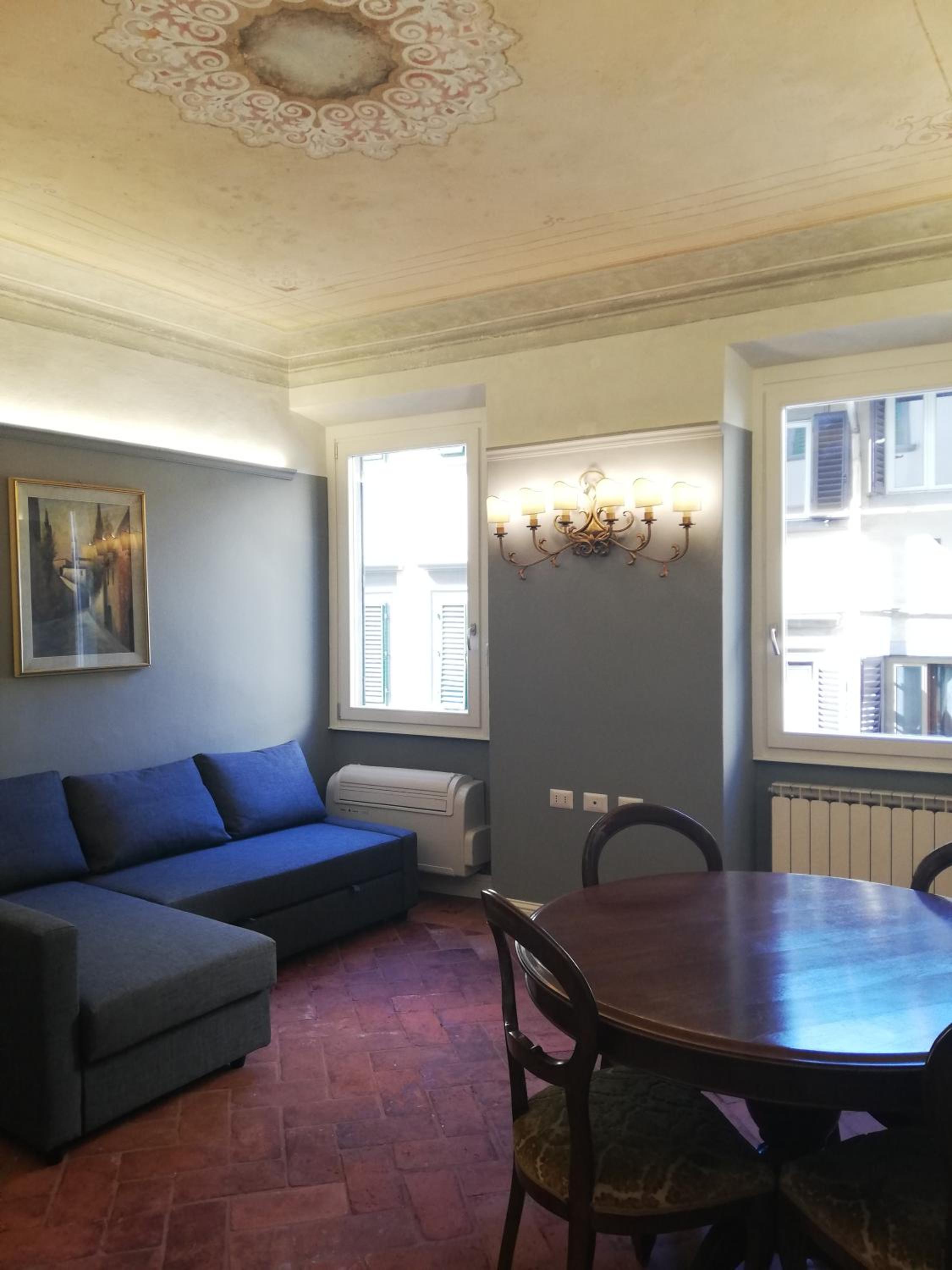Deluxe Apartment photo 1