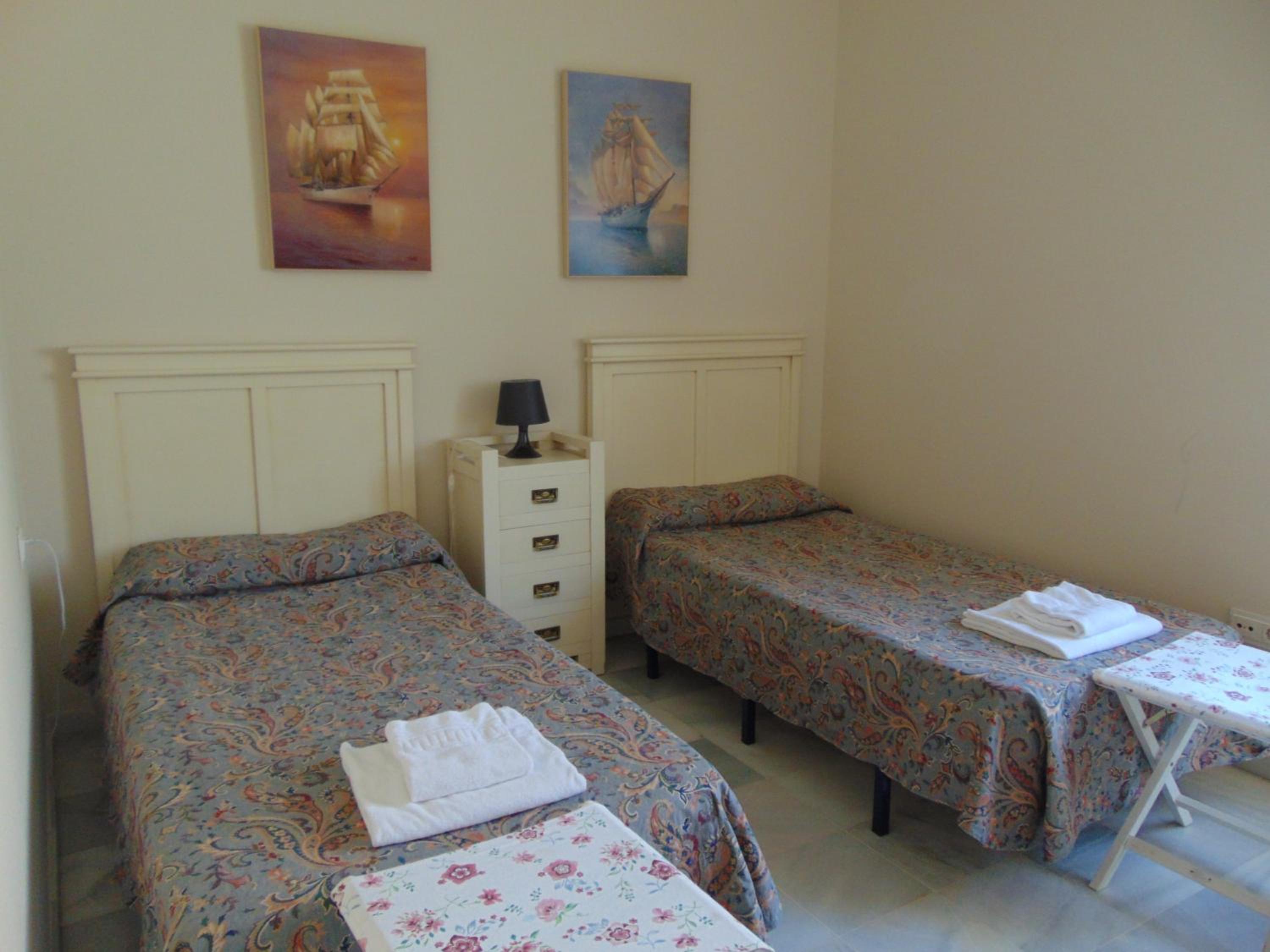 Two-Bedroom Apartment - Photo 9