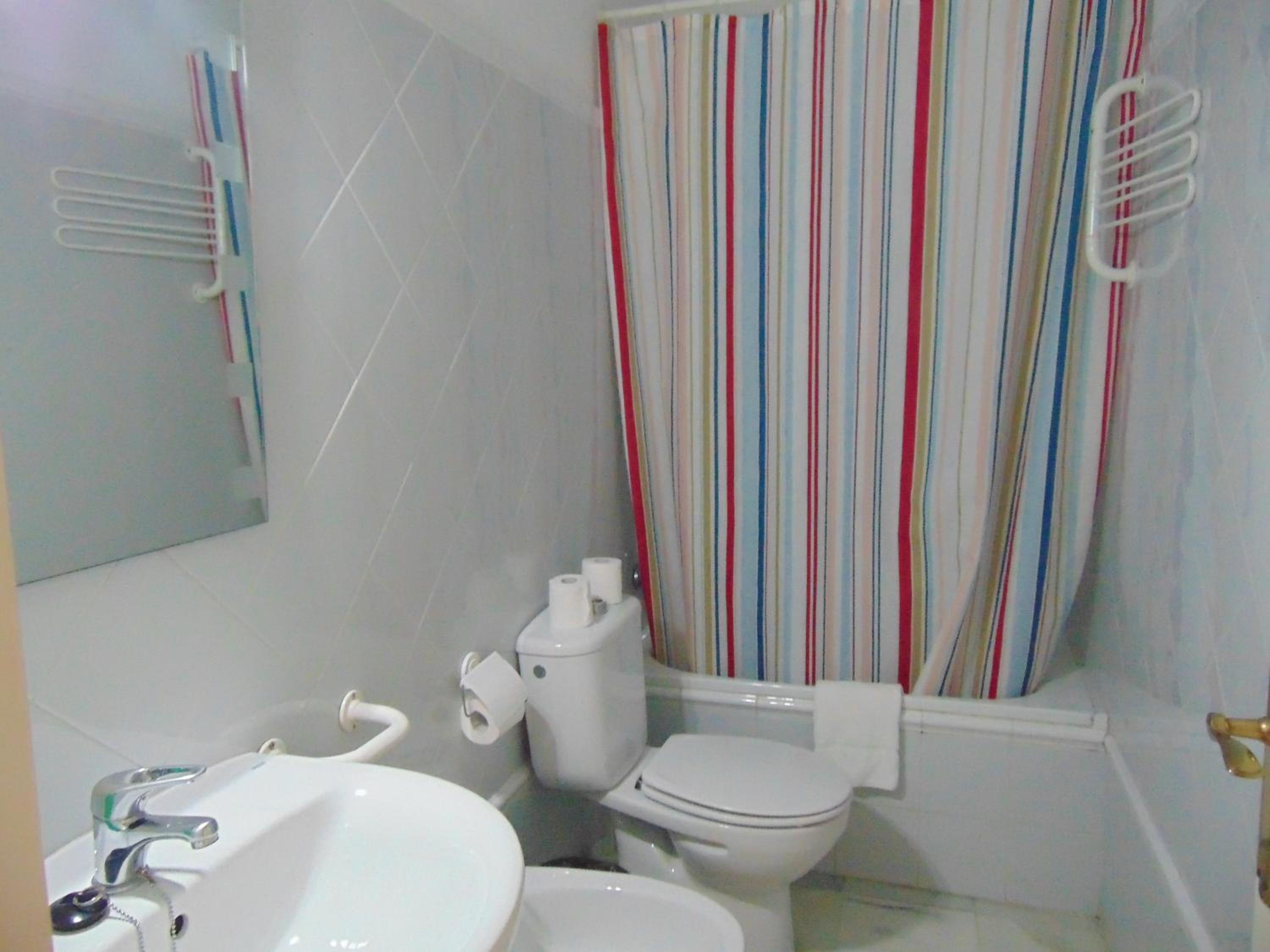 Two-Bedroom Apartment - Photo 11