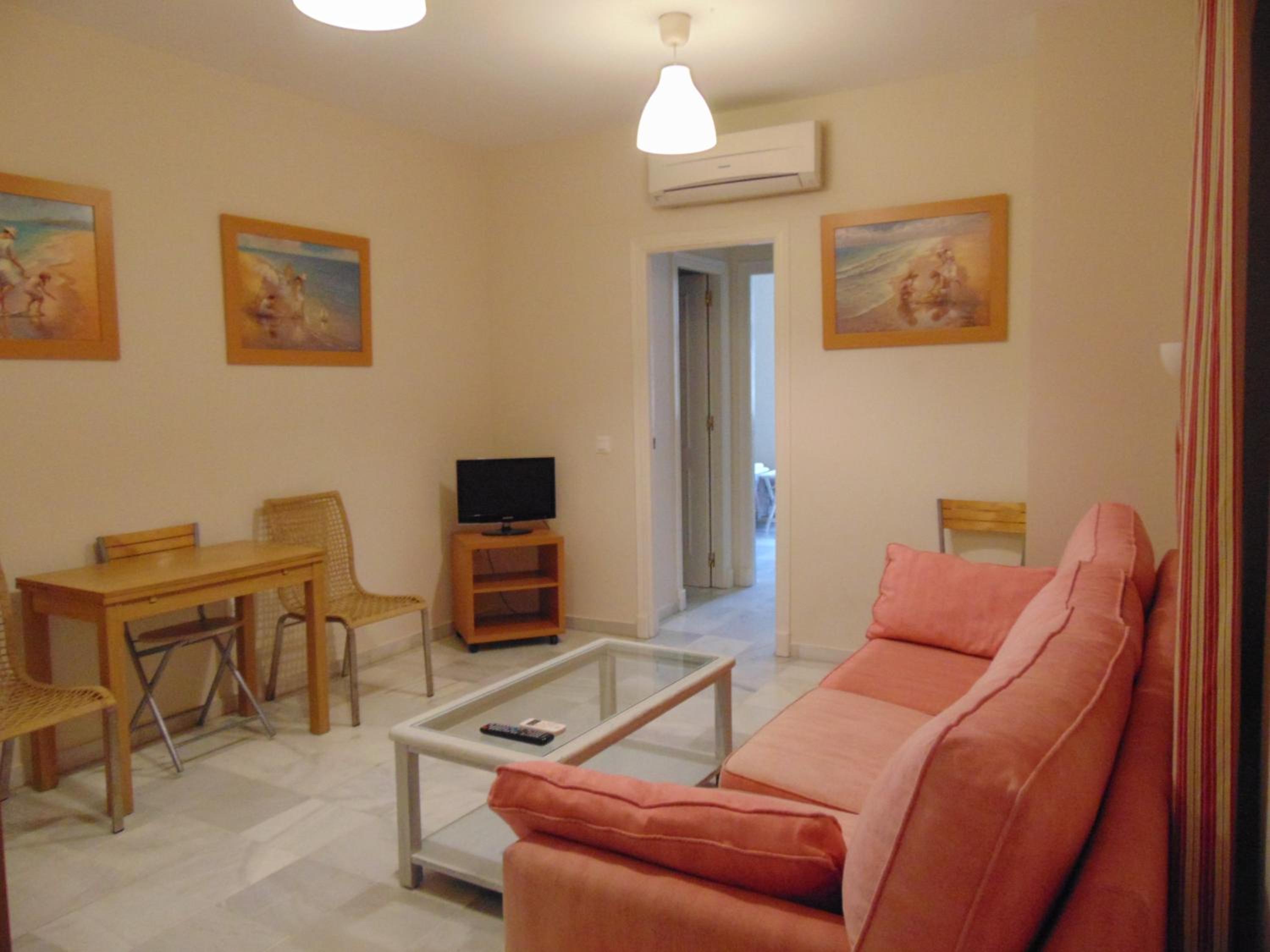 Two-Bedroom Apartment - Photo 2