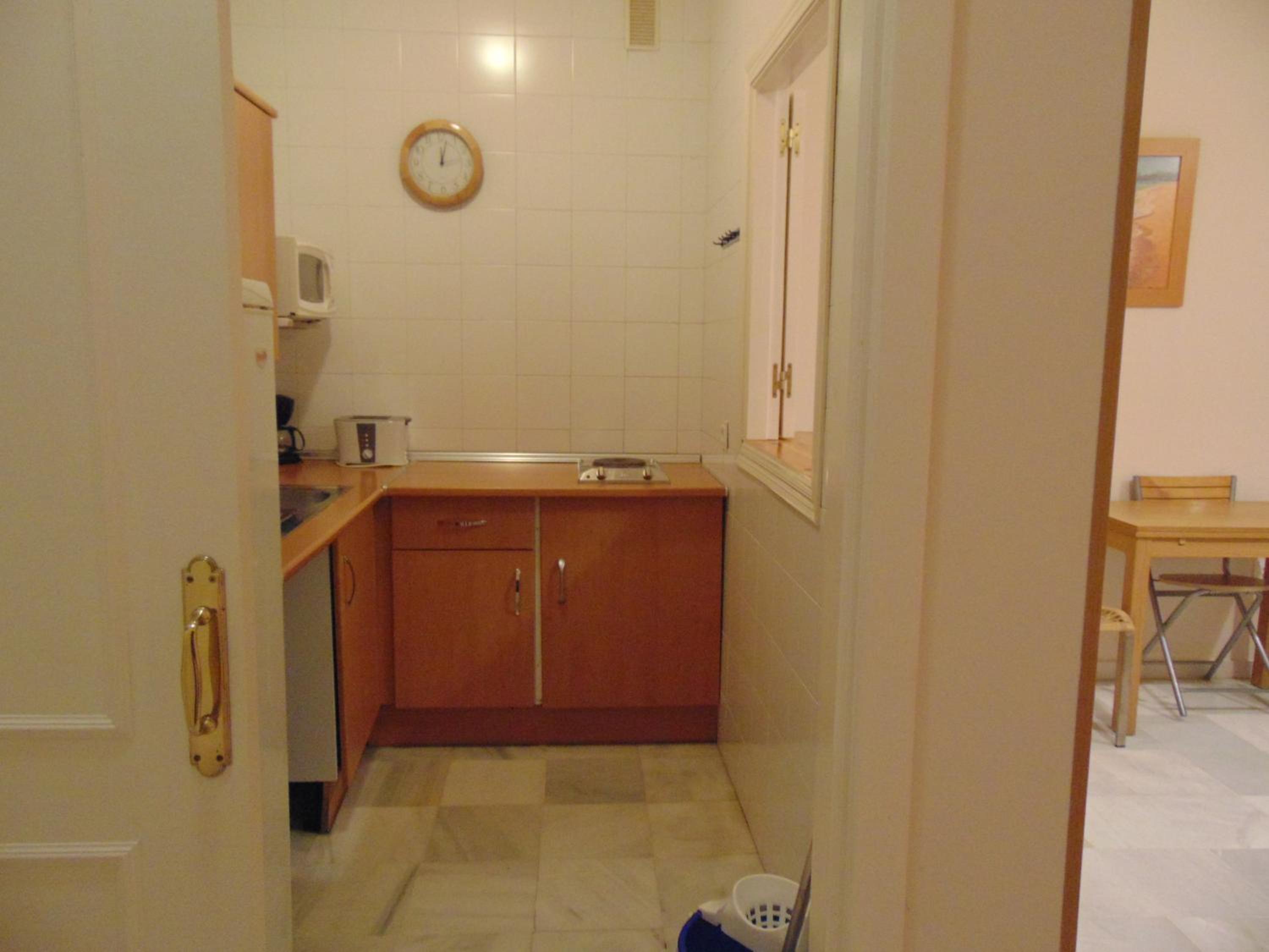 Two-Bedroom Apartment - Photo 5